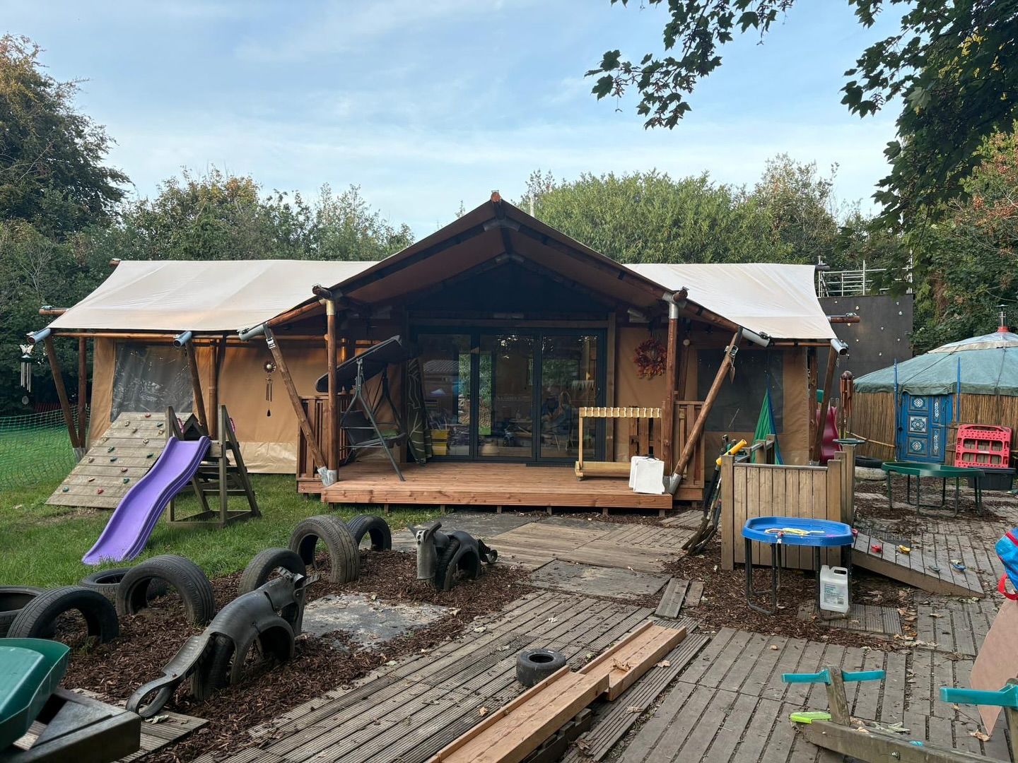 Our beautiful new addition to Butterfliesβ¦. The Lodge π³ π!
The team have tirelessly over the summer to make a super special new environment for our older children.
We canβt wait for you all to see it!
More pictures and a video tour will come soon!
#newchapter #preschool #natureschool #thelodge #outdoorlearning #oldcoulsdon