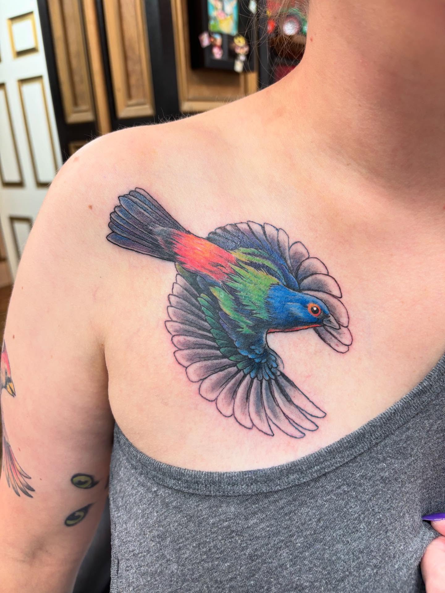 Lovely painted bunting from the other day on an equally lovely client! Thanks Erin as always for fun tattoos and fun times 🪶🦜 #tattoo #tattoos #birdtattoo #paintedbunting #colortattoo #queertattooartist