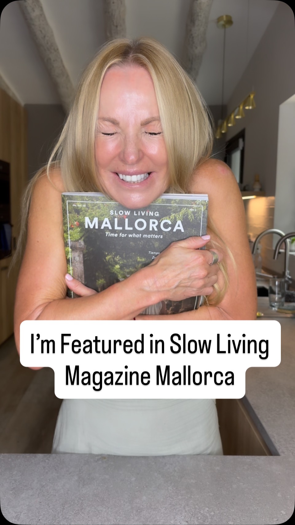 Dreams have a way of unfolding when you put them into the field and trust the process. 🌸
I’ve held the vision to expand and share my offerings more widely, and that vision has come to life. I’m honored to be featured in the stunning Slow Living Magazine. 🎁🦋🫶🏻✨🦄
Grateful for this moment @helen_cummins @abcmallorca 🙏this
path, and everyone who walks alongside me.
#quantumfield #believe #trust #selfcaresunday #lunareclipse #debbielashyoga #psychedelicbreathmallorca #meditation #dreamcometrue