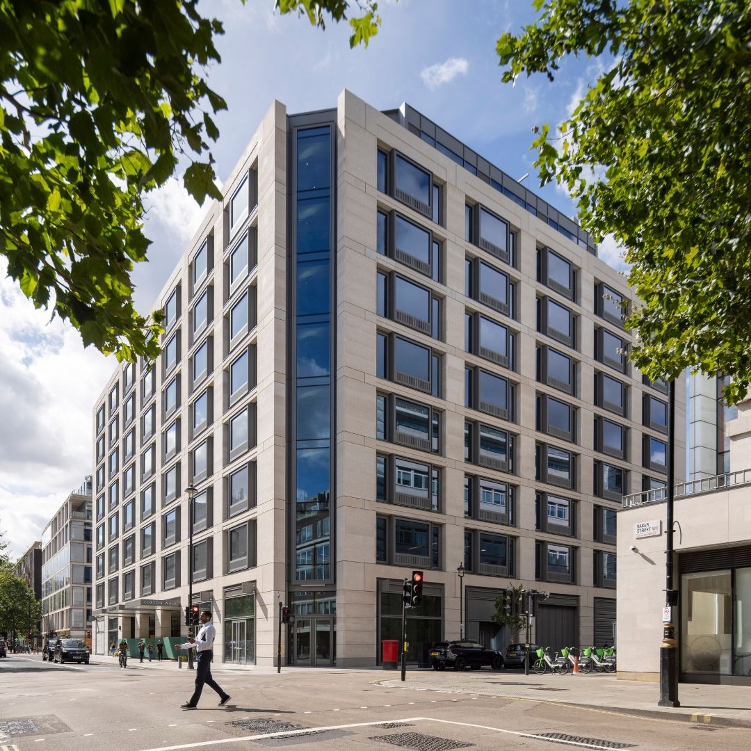 25 Baker St. W1 is now complete! After 18 years of dedication—from design to delivery—the iconic city block in Marylebone, in partnership with The Portman Estate, has been transformed.
This vibrant hub features office space at 25 Baker St., stylish residences at 100 George Street with Native Land, and a mixed-use space at 30 Gloucester Place—all centred around the lively new open-air courtyard, Loxton Walk.
Congratulations to everyone who made this possible.
Photos: Derwent London / Matt Chisnall