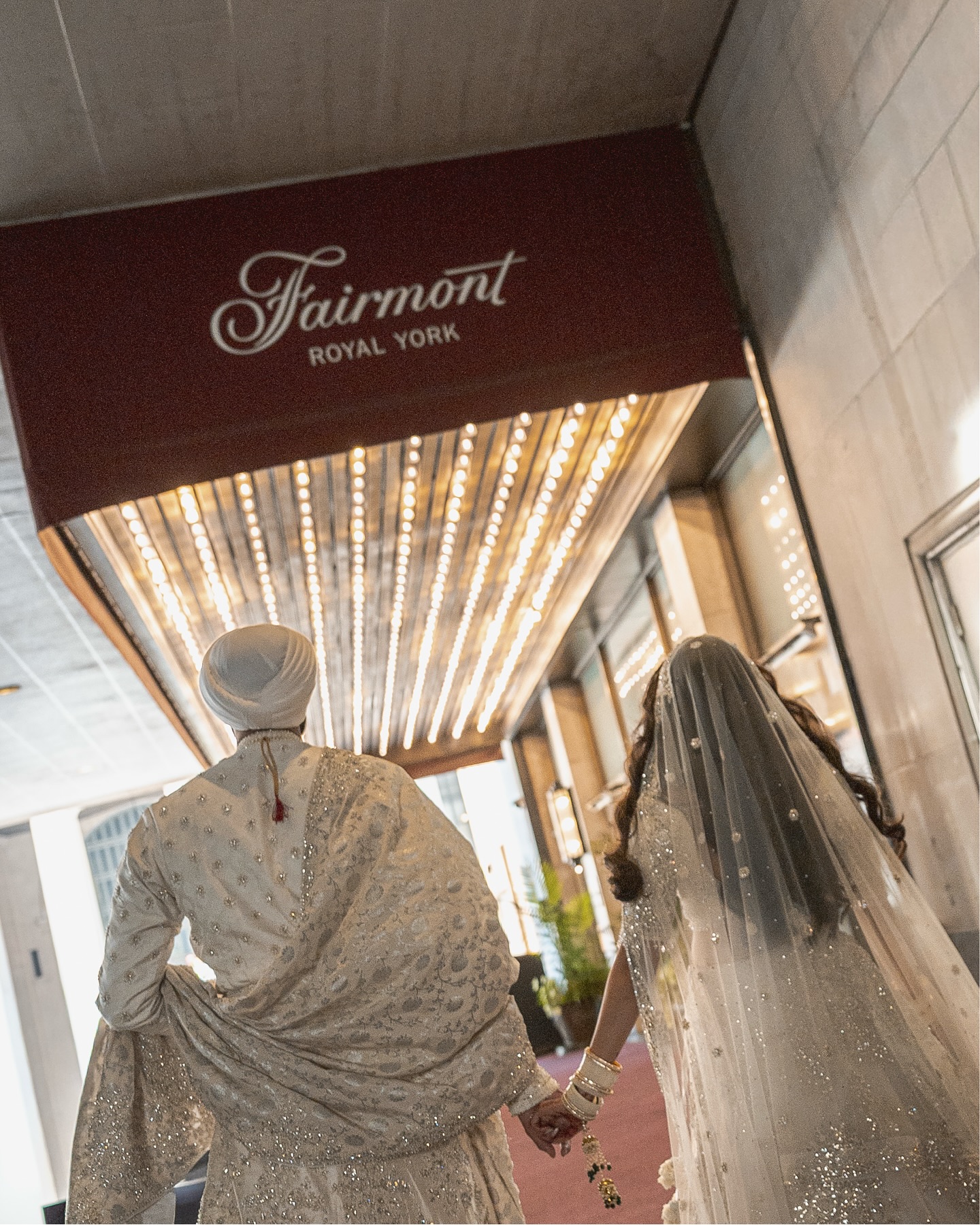 This wedding celebration was everything and more!! ❤️
Photography & Cinematography: @sollisstudio
For: @thingsdivdoes @gurarjuntoor
@fairmontroyalyork
@globeandmailcentre
@leenaheravi
@bijievents
@detailzfurniturerentals
@european_elegance_
@susanmurrayinternational
@barchef