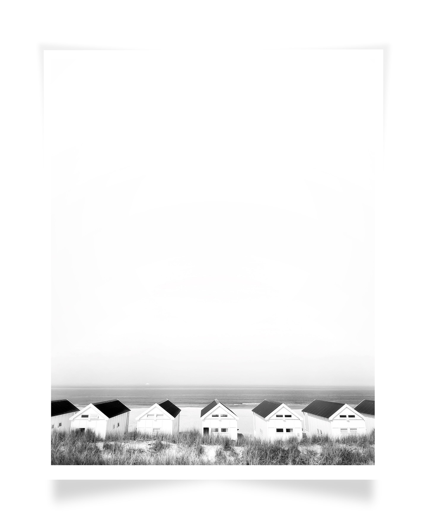 ‘Beach House Horizon’ is a bestseller for a reason, and I think it’s because so many of you, like me, appreciate images where the negative space tells the story. I’m always drawn to minimalist graphic design and the pure elegance of an uncluttered view. Clutter has no place in my art, or on your walls! Discover this and other elegant black and white photography prints at @kpmphotoart.