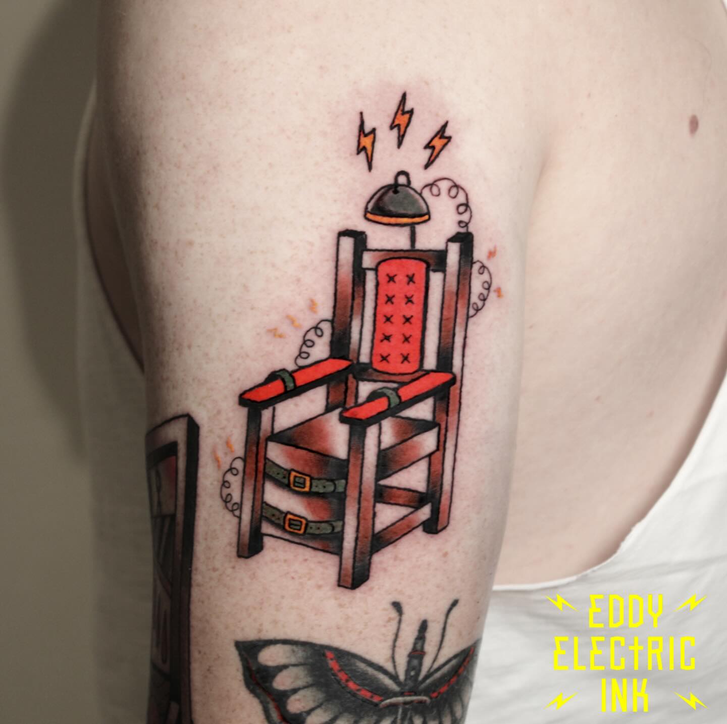 Buzzy chair for @bjroseboombjj! Another super fun addition!
🏷️: #traditionaltattoo #traditionalart #traditional #traditionaltattoos #tradworkers #tradwork #tradworkerssubmission #tradtattoos #tradtattoo #oldlines #oldschool #oldschooltattoos #oldschooltattoo #lineworkerssubmission #boldwillhold #oldworker #traditionalflash #oldworkers#oldworkerstattoo #boldwillhold #tattooflash #flashtattoo #flashtattoos