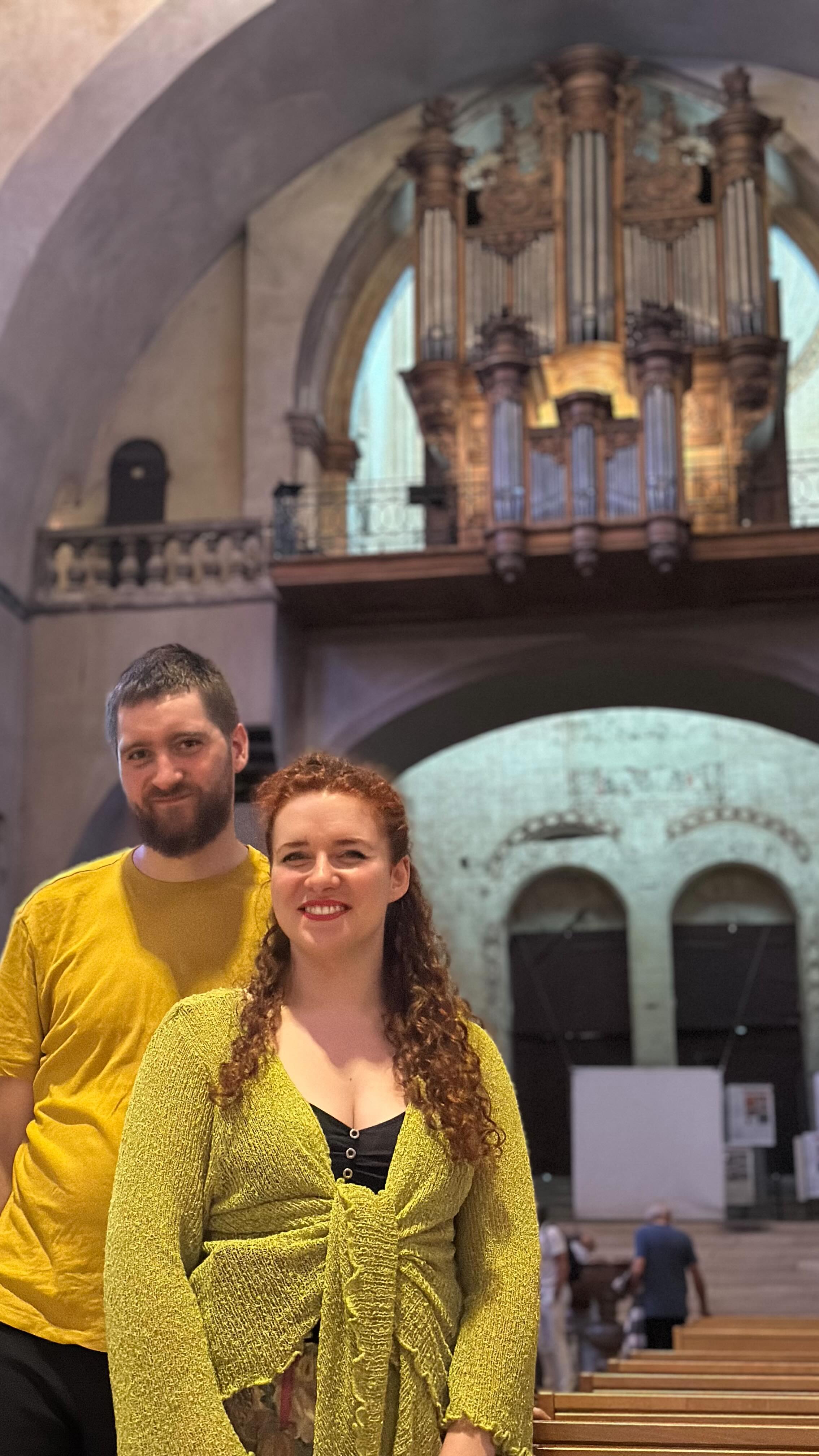 Aristide Bruant le Chat Noir par @anais.merlin_singer à la voix et @g.veysseire à l’orgue lors de nos concert d’été.