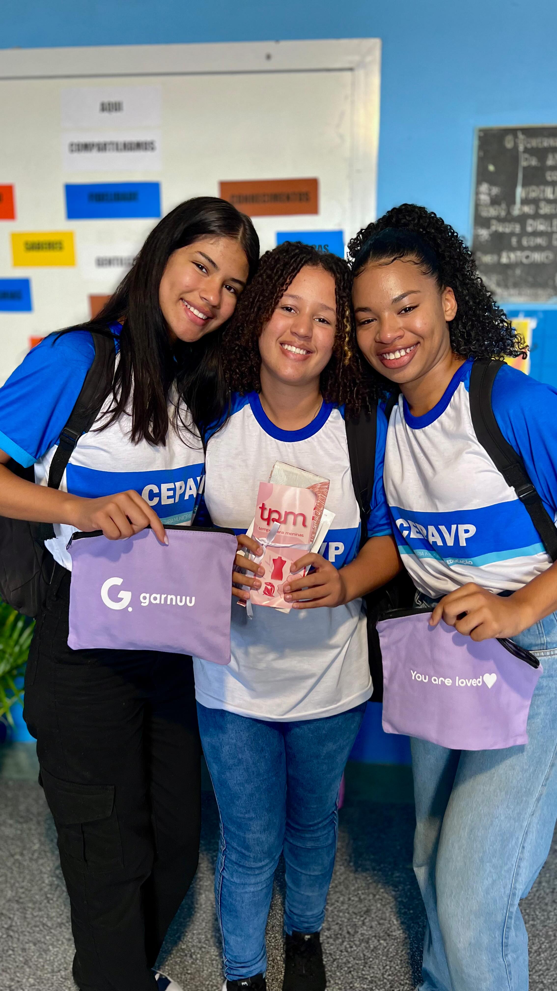 O TPM existe porque acreditamos que o valor de cada menina não se encontra em sua história, parentesco ou conta bancária.
O valor dela está em ter sido feita à imagem e semelhança de Deus. E nenhum trauma, ferida ou palavra maldita pode mudar isso.
Dignidade também é conhecer seu Criador. 🌸