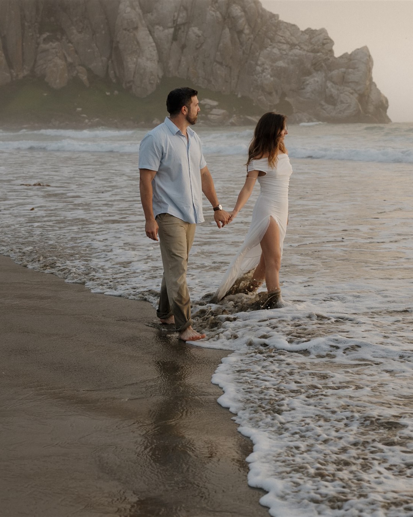 Did it matter that that Morro Bay was completely socked in with fog for Ally and Anthony’s engagement session? No, they both rolled with it and when we could finally see the Rock we ran down to the beach to catch a glimpse of the sunset. Hard to believe the Rock can be hidden so perfectly. I had the best time getting to know them both before their upcoming wedding and their playful energy made it so fun. Check out their full engagement session on the blog!
#morrobay #morrobayengagementsession #slophotographer #weddingphotography #engagementsession #sanluisobispo