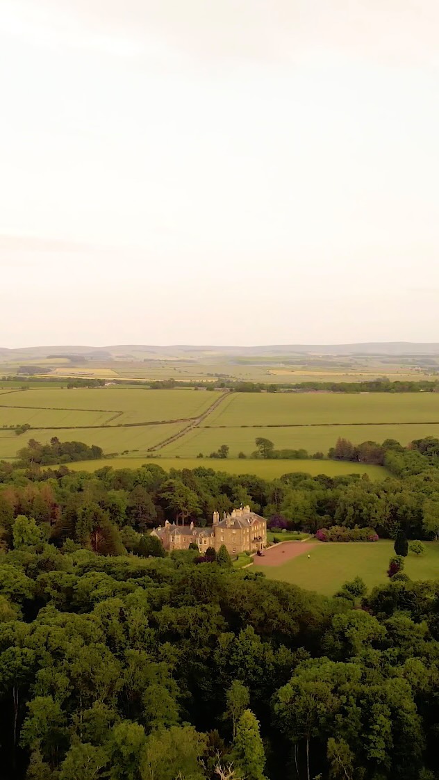 Gilmerton House from above. 🎥
Now that Summer is coming to an end, we’re taking every opportunity to get the drone out!
We love working with Gilmerton House, and views like this are the icing on the cake.
#gilmertonhouse #drone #dji #contentcreation #summerviews #luxurystays #historicestates