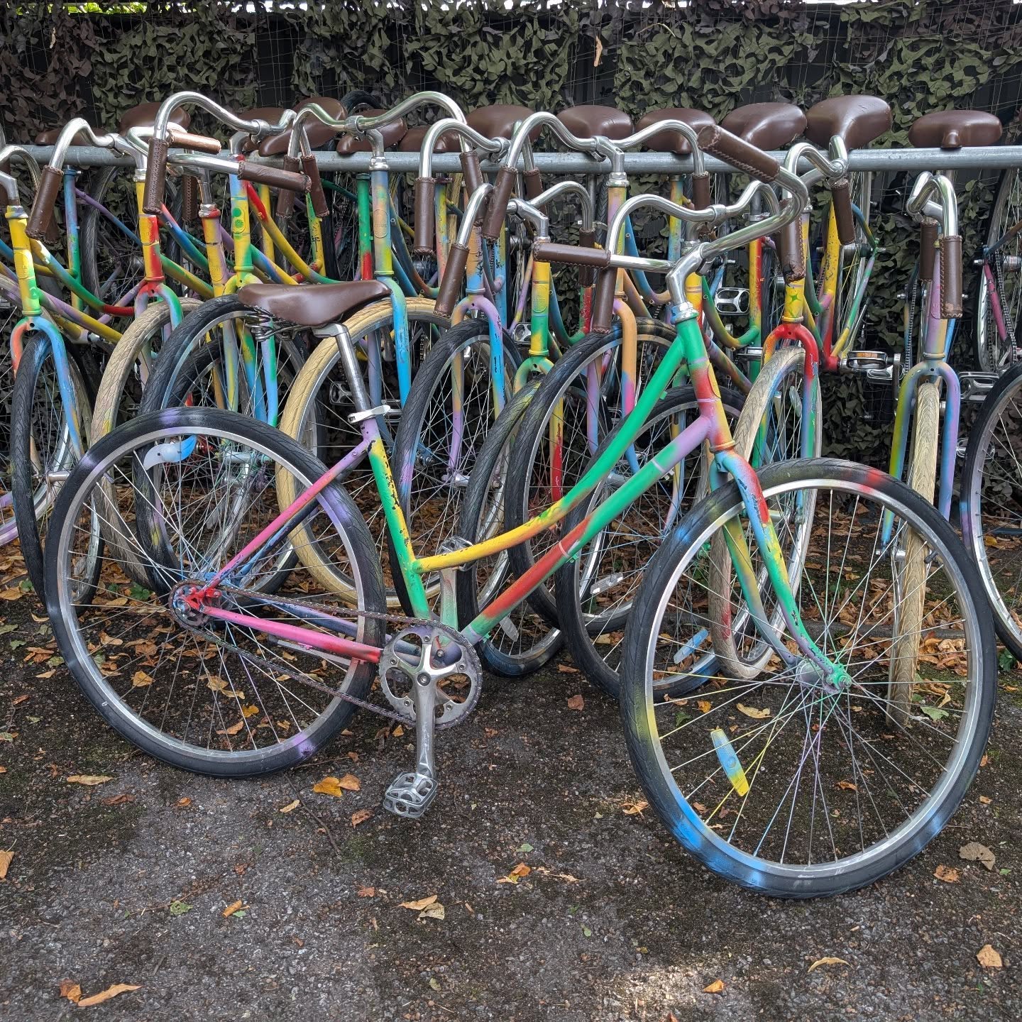 Some special donations this weekend, these bikes were used at Wembley Stadium by Coldplay and the crew to get around the site. If you want a memito from the concert or just a funky bike to ride come see us!
Thanks Coldplay 👍
#coldplay #recycleabikeuxbridge