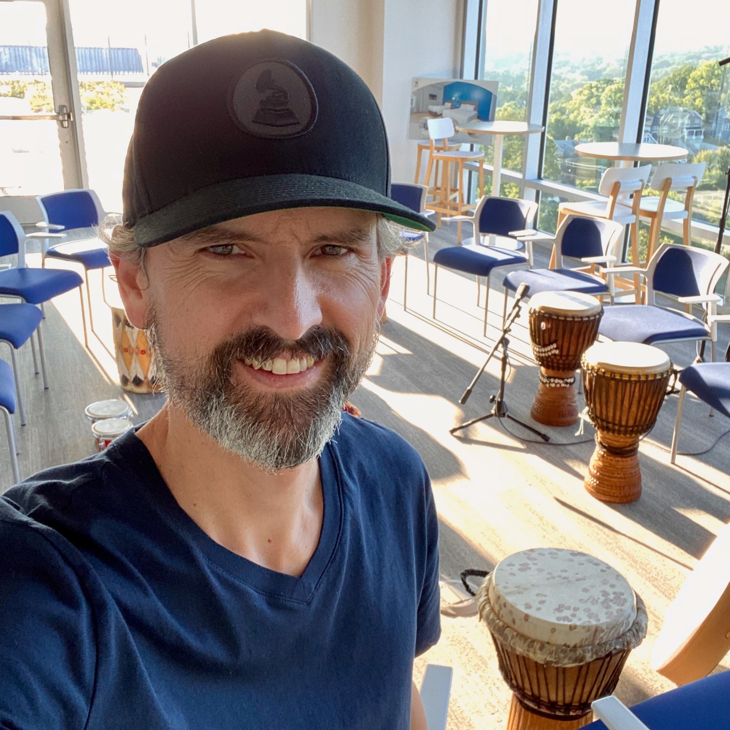 I've heard studies show music has many health benefits. But I won't even bother researching this claim... I see it firsthand on a regular basis.
My partners & I at @hearthehope visit @rmhcincinnati once a month to share the power of music with the house guests.
Many of these kids and their families are facing substantial challenges. But for the hour that we make music together, the pain & worries seem to fade away, even if it's for a moment.
It is such a fulfilling experience to be a part of lightening their journey. Thank you for the opportunity.
(No house guests photographed for privacy)