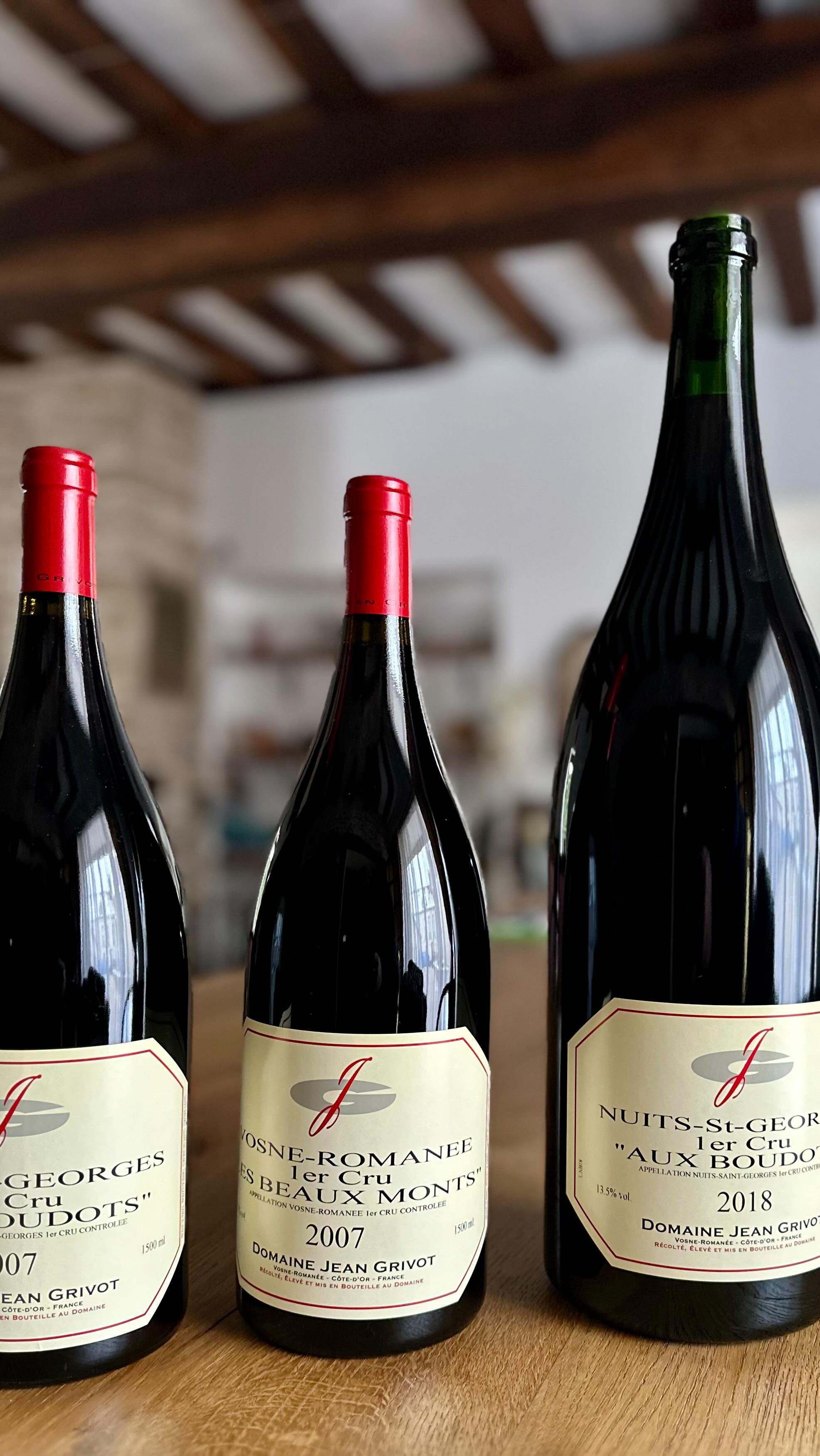 Plus qu’un mois.
#cannes #marcheforville #caviste