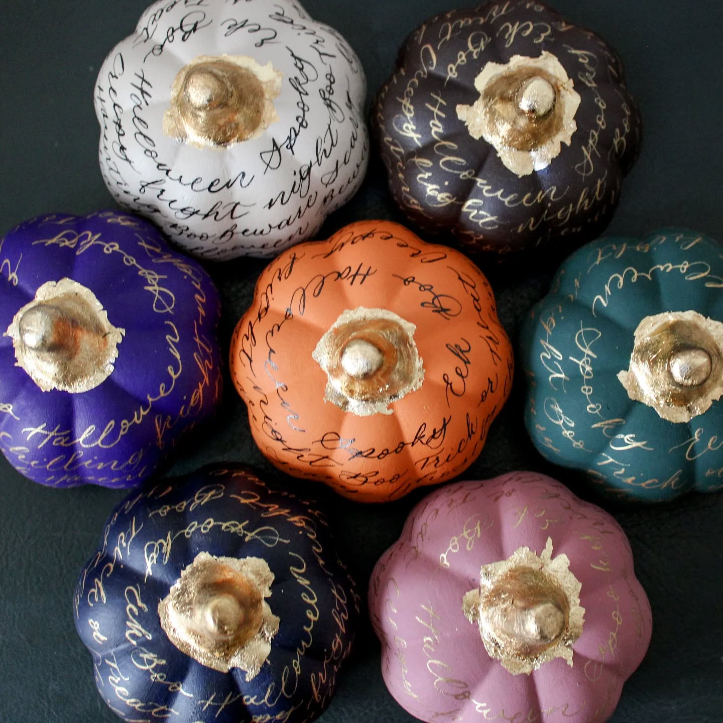 Limited edition pumpkins! 🎃
Limited edition because they took so long to make 😅 but I had a vision, I rolled with it and love how they turned out!
7 colours available, perfect addition for your autumnal home décor. 🍂
Available on my Etsy shop - link in my bio!
www.etsy.com/shop/cotswoldscalligraphy
----
#CotswoldsCalligraphy #halloweendecor #halloween #halloweendécor #halloweenhomedecor #autumndécor #autumndecor #autumnaldecor #autumnalhomedecor