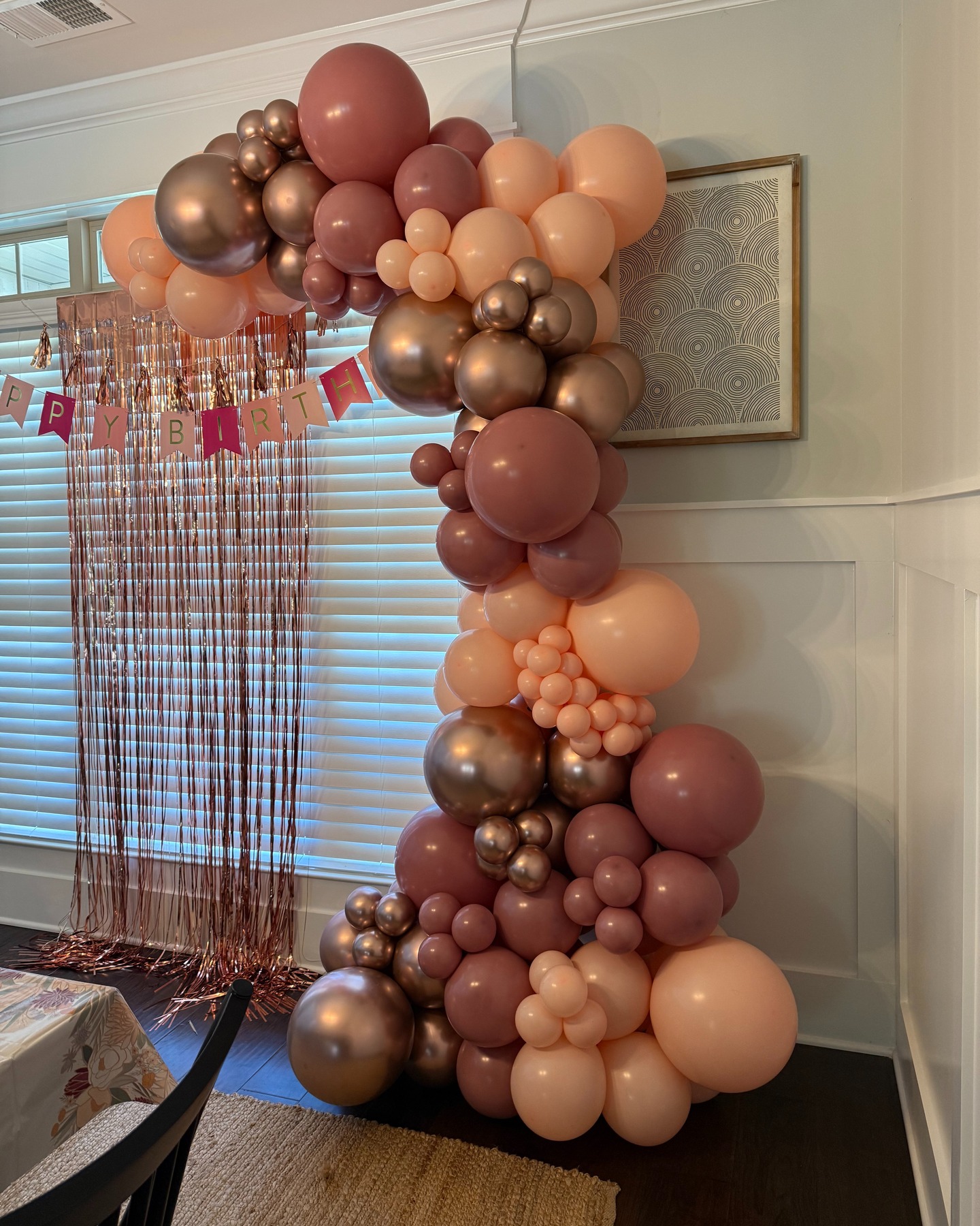 The final product, mockup, and the inspiration ✨🎈
Now booking for upcoming seasonal events such as halloween parties, Elf on the Shelf setups (coming soon 😉), Holiday work parties & more!
DM to book!
#huntsville #huntsvillealabama #huntsvilleballoons #balloongarland #balloonartist