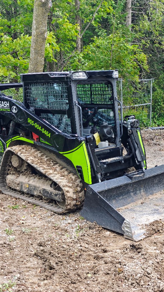 We painted and wrapped our skid steer 😍
#heavyequipment #hardscape #miniexcavator #kubota #skidsteer #kubota #kubotaskidsteer #svl75 #excavator #landscaping #hardscapedesign #cleanequipment #wrapped #wrapdesign #customized #dirtygraphix #dirtwork #dirtworld #kubotacountry #Excavation #fuckyes