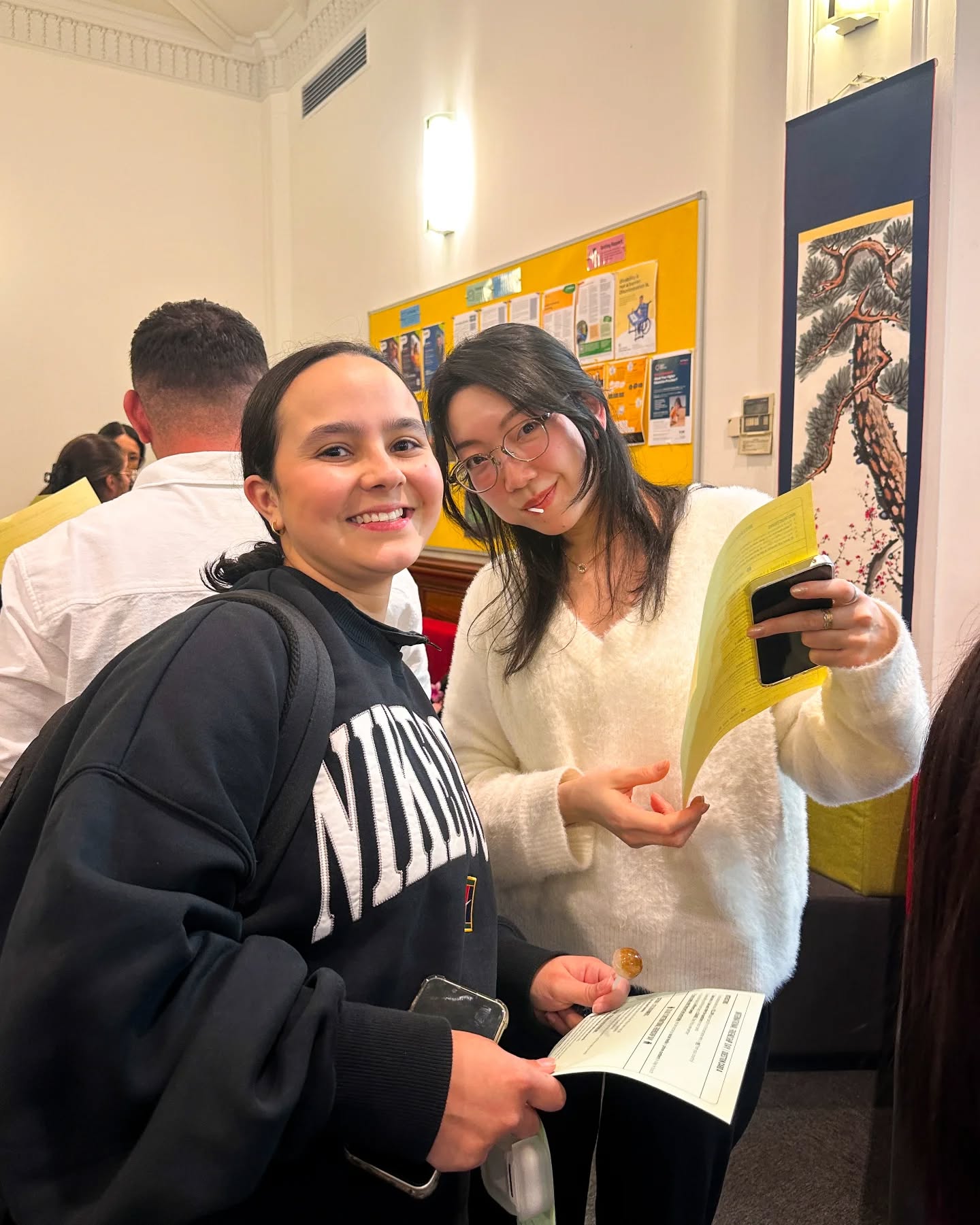 Throwback to our International Friendship Day mixer! 💛
A relaxed afternoon of laughter, new connections, and lots of English practice outside the classroom. 💬🌏
From heartfelt conversations to sweet surprises (🍭 and cute positivity stickers to take home!), it was a lovely reminder of just how much friendships matter in our lives. 👫
#FriendshipDay #Mingle #StudentMixer #UniversalEnglish #InternationalFriendshipDay #CampusEvent #StudentLife #LearnEnglish #Melbourne #Australia
