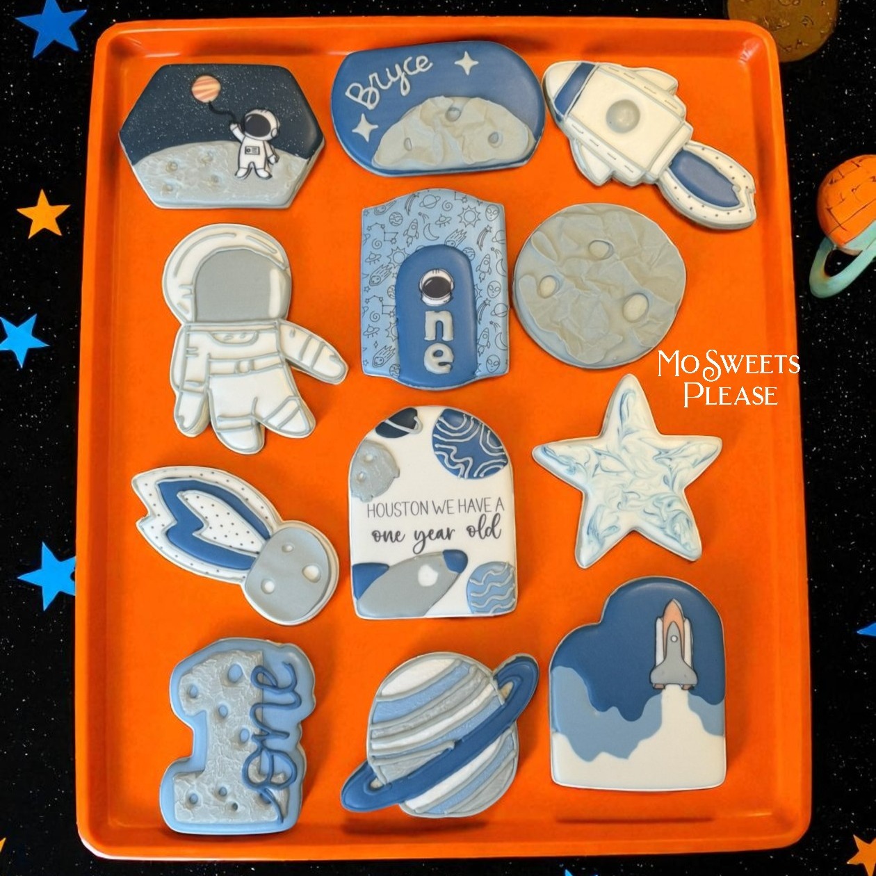 Happy first birthday Bryce! Hope it was out of this world! #firstbirthdayparty #firstbirthday #firstbirthdaycookies #birthdaycookies #sugarcookies
#cookieart
#cookieartist
#cookiedecorating
#cookiesofinstagram
#royalicing
#customsugarcookies
#decoratedsugarcookies
#partyfavor
#favor
#bakerydouglassvillepa
#cookiesdouglassvillepa
#weshipcookies #houstonwehaveaproblem #spacecookies