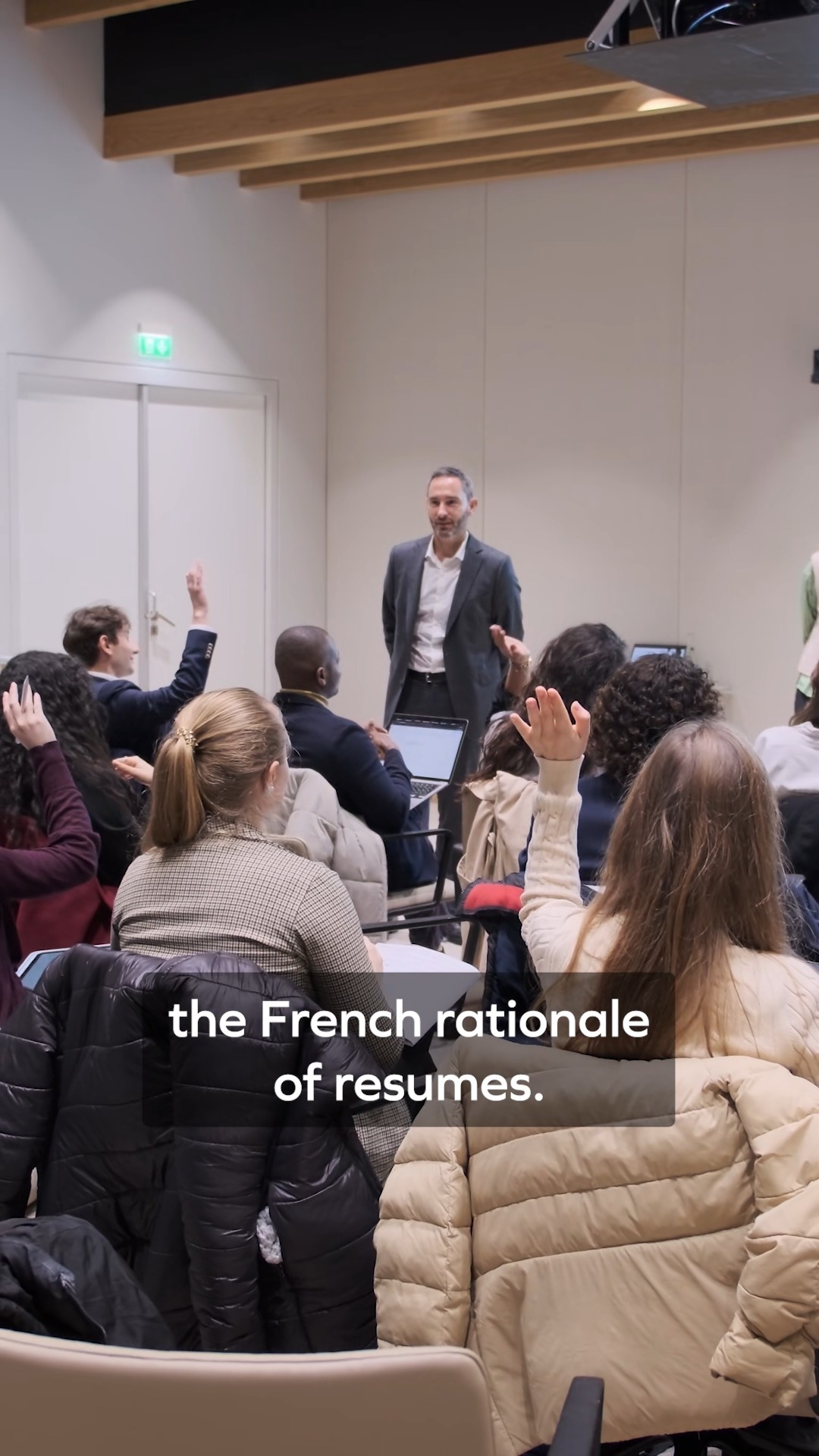 ENG
🚀 Applications are OPEN for the Legal Change Leadership & Mentoring Program!
🕰️ Deadline 17th September !
Grow as a leader, embrace diversity, and find your voice. 💬✨
Our program helps students from all backgrounds gain confidence, sharpen CV & interview skills, and overcome challenges like imposter syndrome — while celebrating diversity as a strength.
Hear from last year’s mentees in this video and see how transformative the experience was 💬👇
👉 Interested? DM us or email legalchangescpo@gmail.com, with your CV and short cover letter, to apply!
__
FR
🚀 Les candidatures sont OUVERTES pour le Programme de Leadership et de Mentorat de Legal Change !
🕰️ Deadline: 17 Septembre.
Développez votre leadership, valorisez la diversité et faites entendre votre voix. 💬✨
Notre programme aide les étudiantes et étudiants de tous horizons à prendre confiance, à perfectionner leur CV et leurs compétences en entretien, et à surmonter des défis comme le syndrome de l’imposteur.
Découvrez dans cette vidéo les témoignages des participants de l’an dernier et l’impact du programme 💬👇
👉 Pour candidater, envoyez-nous un DM ou écrivez à legalchangescpo@gmail.com avec votre CV et une courte lettre de motivation!
#Leadership #Mentoring #Diversity #LegalChange