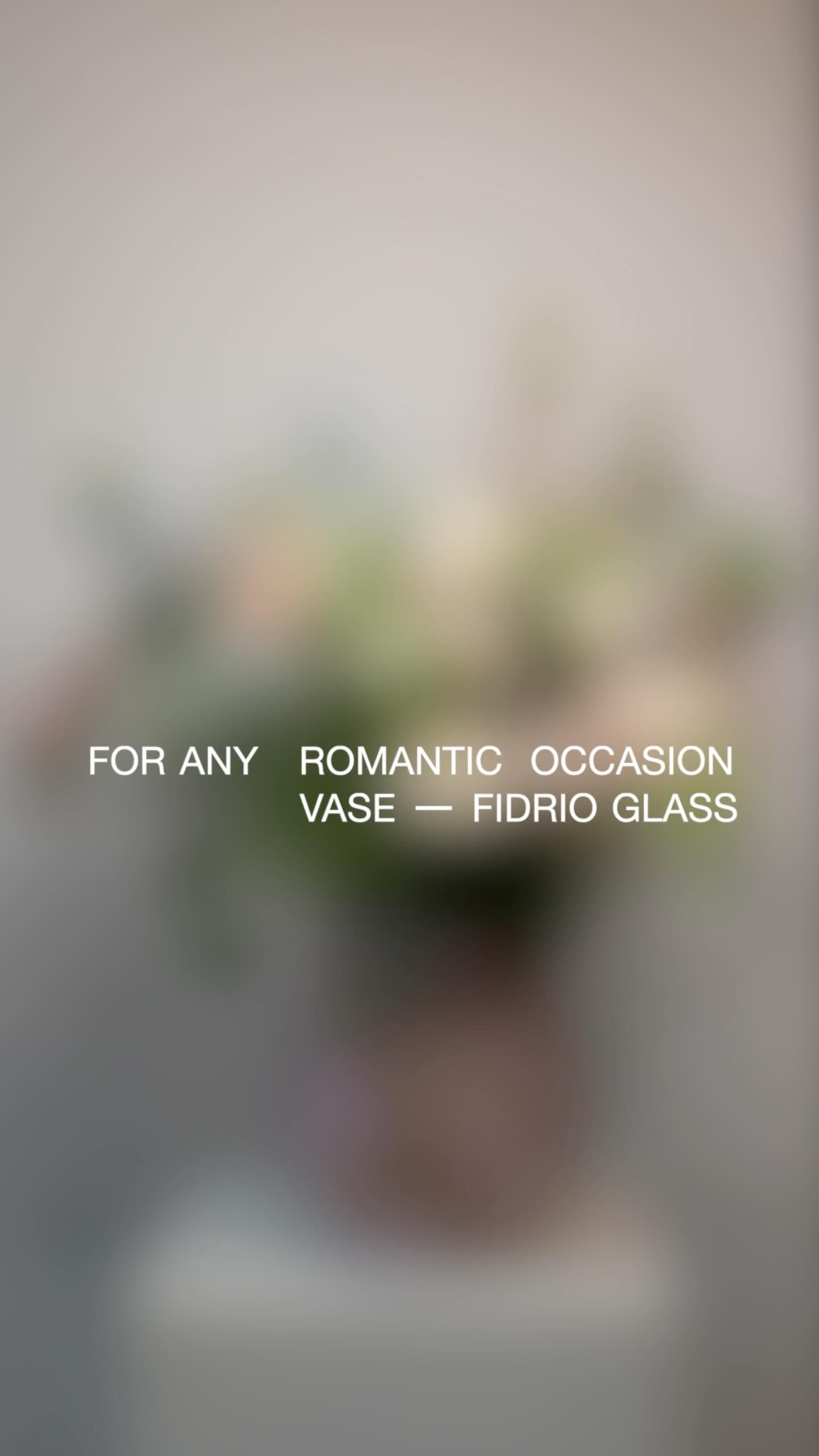 For any romantic occasion!
Vase - @fidrio_glas 🏺