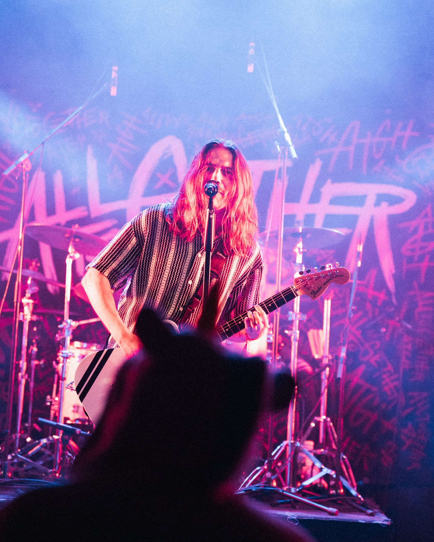 Kein Halten mehr mit der explosiven Pop-Punk Band @atghofficial aus Zürich🔥
Mit grünen Glühwürmchen, die die Gravel Stage komplett zum Leuchten gebracht haben! ✨🤘
#gpf2025 #gravelpit #festival #gravelpitfestival 📷 @angelinaimboden
@mitchproductions.ch