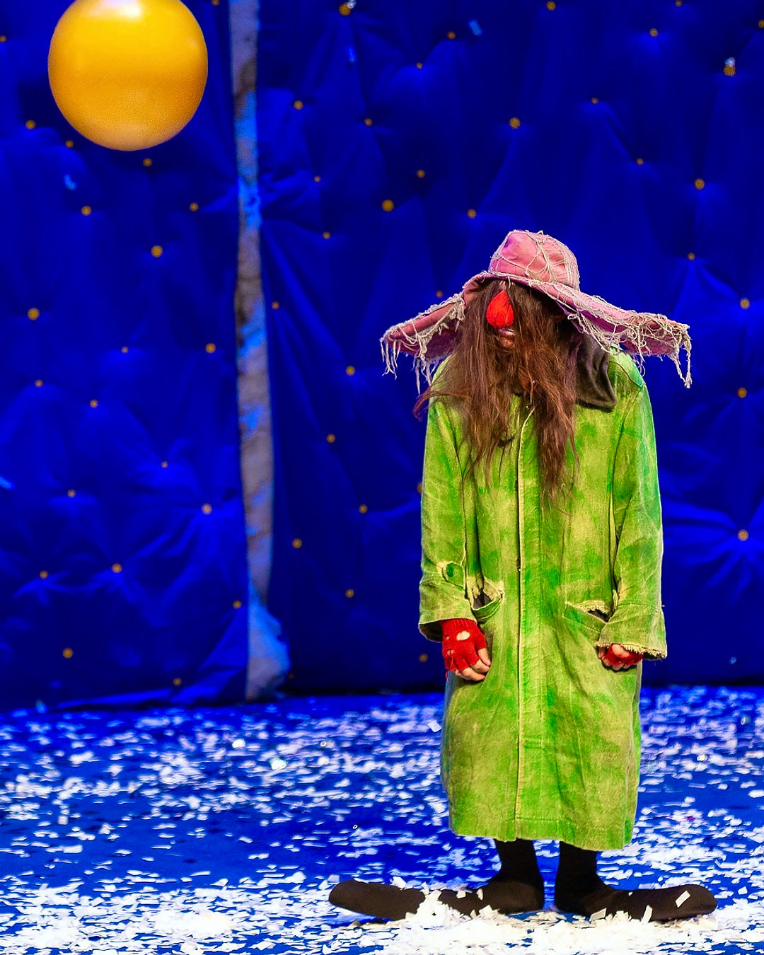 Exciting news! Slava’s SnowShow is back for a UK tour this autumn! 🎭
Come witness the magic and catch the legendary snowstorm finale! ❄️
Get ready for laughter, joy, and pure entertainment. Can’t wait to see you at the shows!
@slavasnowshowofficial
#SlavasSnowShow #UKTour #TheatreMagic
Link in Bio