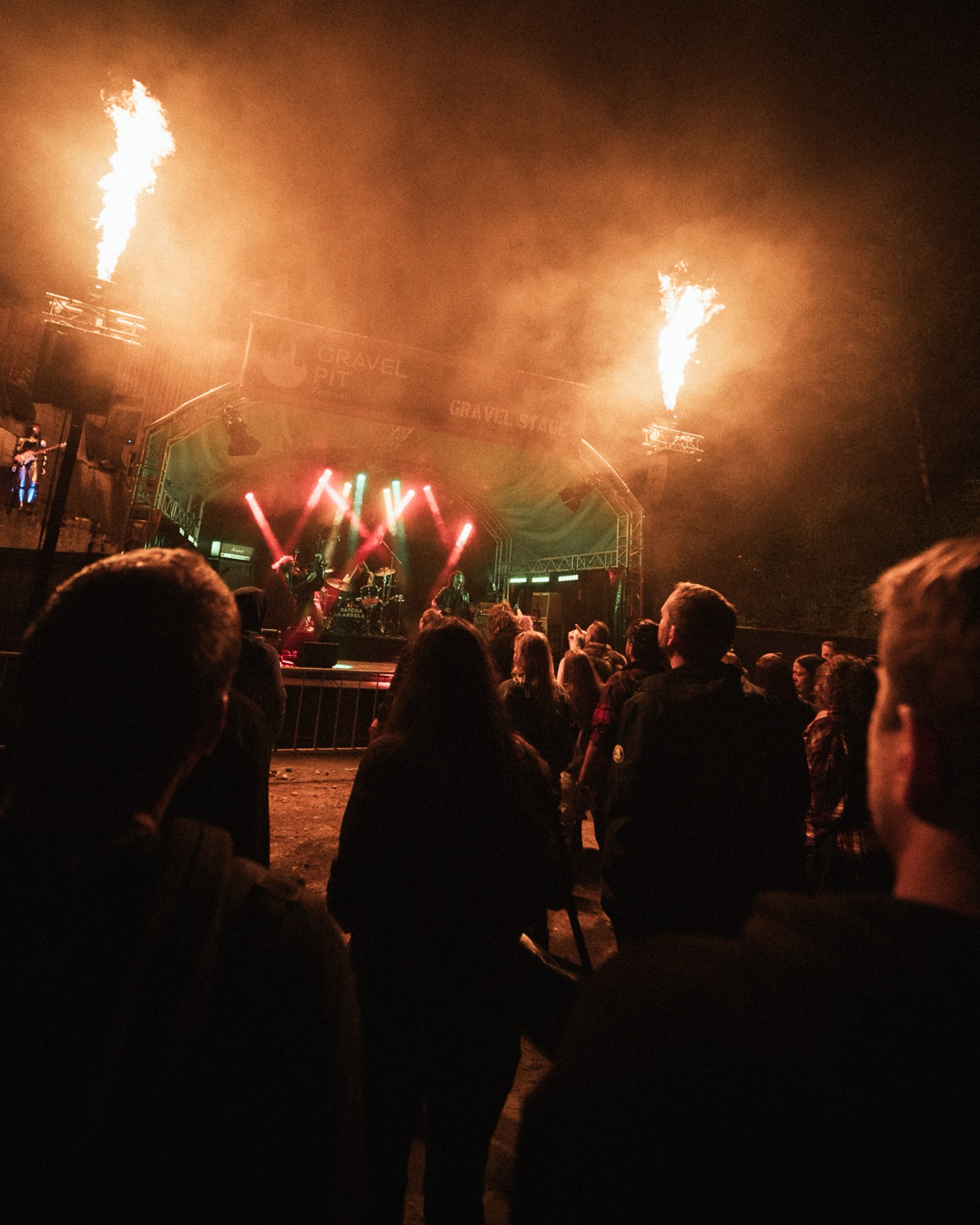 @datchamandala aus Frankreich überzeugten mit Vintage Rock & abwechslungsreichen Kompositionen 🤘🏼🤩🎸
#gpf2025 #gravelpit #rock #festival #gravelpitfestival
📷 @mitchproductions.ch @angelinaimboden