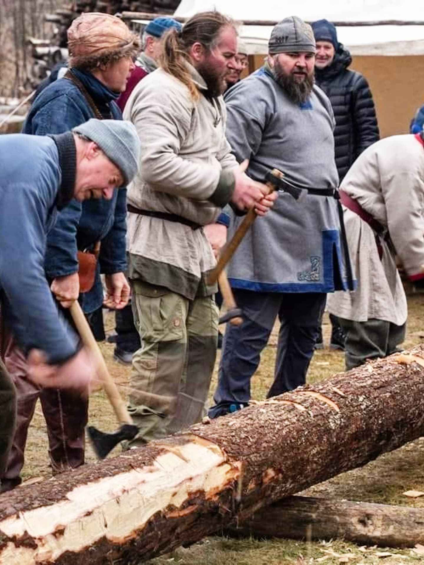 This is how it all started! 🪓
From the first swing of a handmade axe to the first oak log, it's at times hard to believe our Viking ship, Queen Asta (Dronning Åsta in Norwegian) is now resting majestically in the fjord. 🐲
It took eight years and 120.000 man hours to get her ready to meet her new dock.
There's still lots of work to be done, so this winter we'll be focusing on crafting the pine masts, rudder, and so on.
#hardraadevikingship #queenasta #dronningåsta #vikingship #norwegianvikings #boatbuilding #maritimehistory #vikingage #woodworking