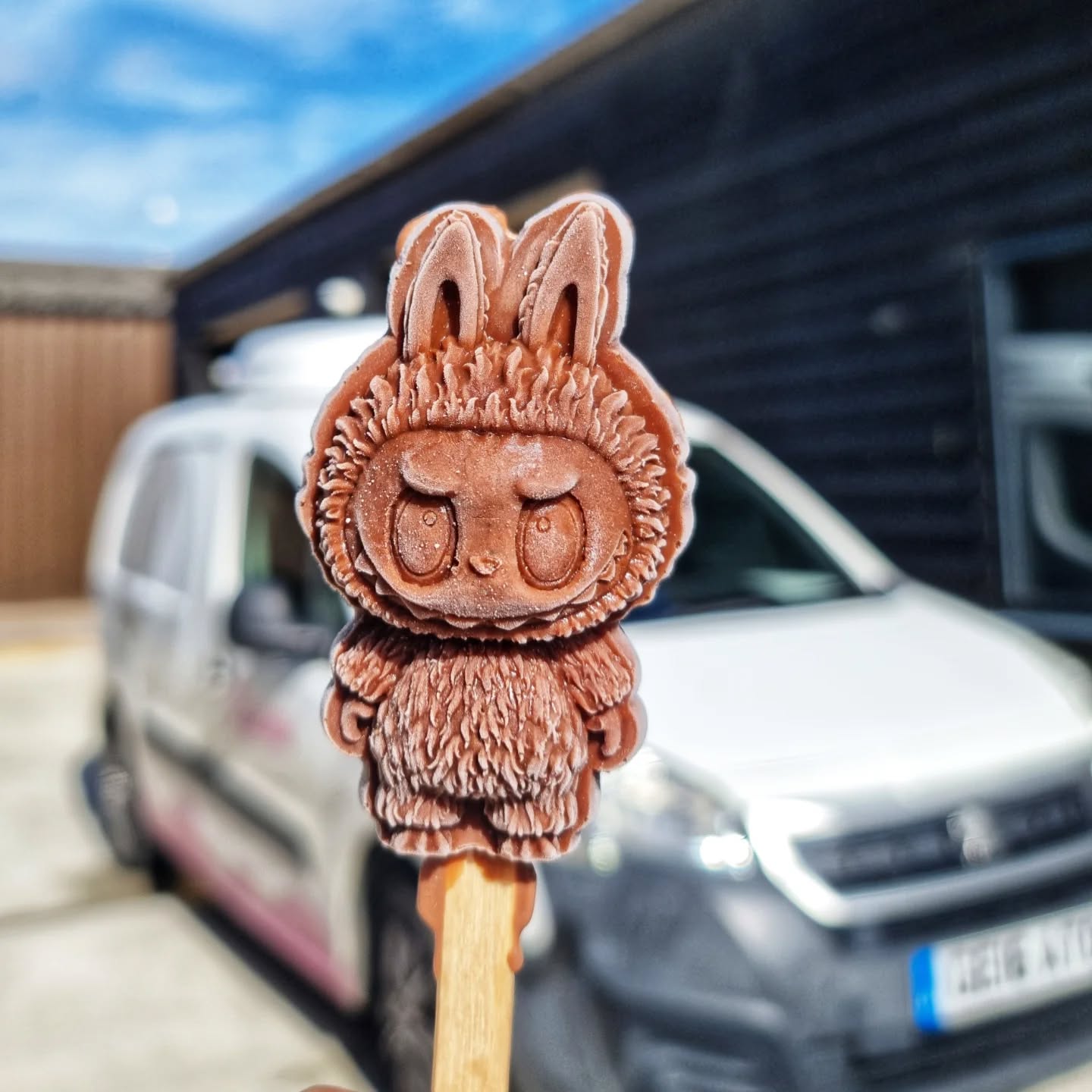 We've spent the morning experimenting to bring you the UK's first Labubu Gelato Lollies....
If there's enough love we will set to work to bring these to life.
Which flavours should we make?
#labubu #labubuthemonsters #gelato #icecream