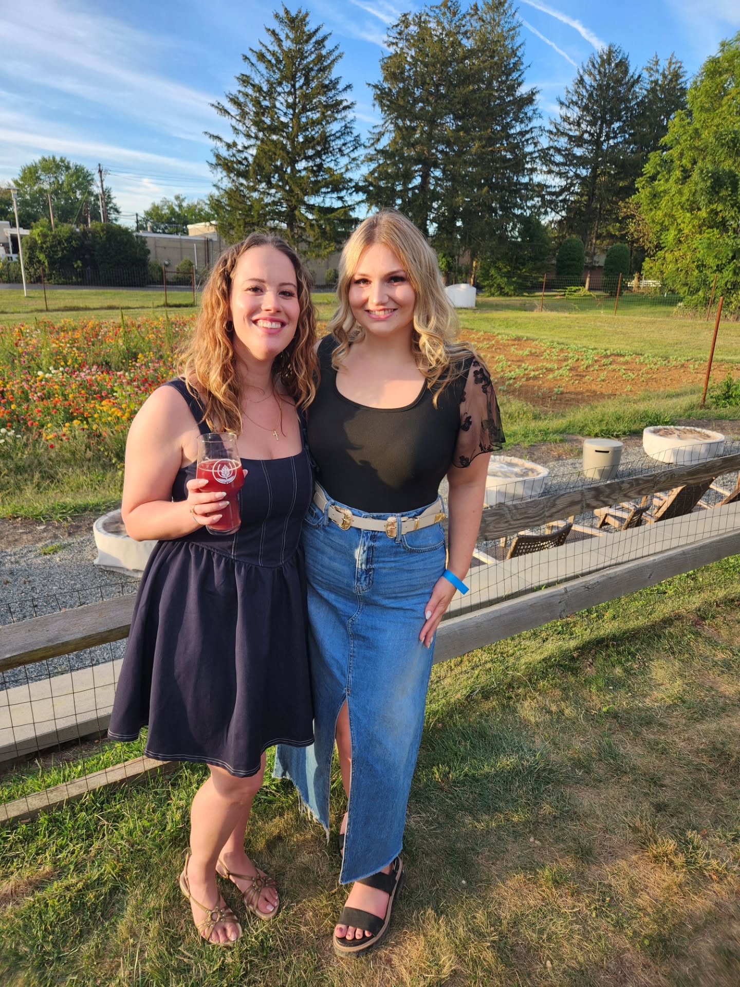 More birthday moments ✨️ with some of my favorite people 💕
Highly recommend @sourcebrewing to host your next celebration 🍺 They have a lovely outdoor space with scenic views, games, and picnic-style seating. (Pssst..your party can skip the line with special wristbands!).
🎂 @deliciousorchards is right down the road for catering options.
🍷 @coltsneckstillhouse is also next door (where we started our festivities!) before heading to Source Brewing.
@johnny_wally__ can't believe we're 28! Lol #twins