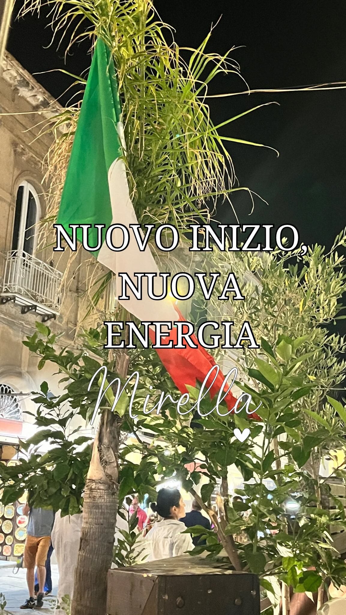 Manchmal braucht es Mut, das Vertraute loszulassen und einen neuen Weg zu gehen. 🇮🇹🌊
Kalabrien bedeutet für mich nicht nur ein neues Zuhause, sondern auch ein neues Kapitel voller Träume, Herausforderungen und kleiner Alltagswunder.
Von Sonnenuntergängen bis hin zu Momenten, die das Herz berühren – ich nehme euch mit auf meine Reise, Schritt für Schritt, echt und ungefiltert.
👉 Folgt mir auf diesem Abenteuer: Mirella goes to Italy #MirellaGoesToItaly #CalabriaLife #MyItalianJourney #NeuanfangAmMeer #VitaNuova #LaDolceVita #ItalyVibes #BellaItalia #LifeByTheSea #LivingInItaly #Küstenleben #AbenteuerLeben #DreamsComeTrue #AuswandernNachItalien #NeuesKapitel #SeaAndSoul #ItalianDays #WavesAndDreams #mirellagoestoitaly