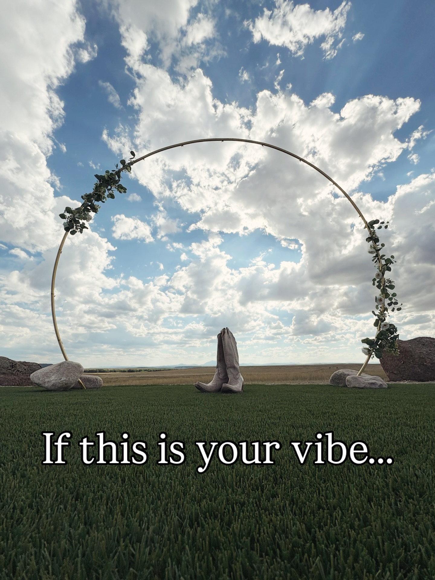 💍👢🩵Chic Country Vibes Your Thing?
Say “I do” where wide-open skies meet mountain views and rustic elegance gets a fresh twist. Our 116-acre retreat near Glendo Reservoir is the ultimate destination for couples craving a laid-back yet luxe wedding vibe. Whether you’re dreaming of a cozy microwedding or a sprawling outdoor celebration, Waves of Wyoming Weddings & Events brings the perfect blend of nature, style, and serenity.
📍 Ceremony lawn ✔️
💦 100-ft water feature ✔️
⛳ Putting green ✔️
🏡 Sleeps 30 guests ✔️
📸 Endless photo ops ✔️
🚘 2 hours from CO/WY border ✔️
Tag your bridal crew and start planning the wedding weekend of your dreams.
#WavesOfWyoming #ModernCountryWedding #WyomingBride #RusticChic #WeddingVenueGoals #SayIDoInStyle #wyomingweddings #nocowedding