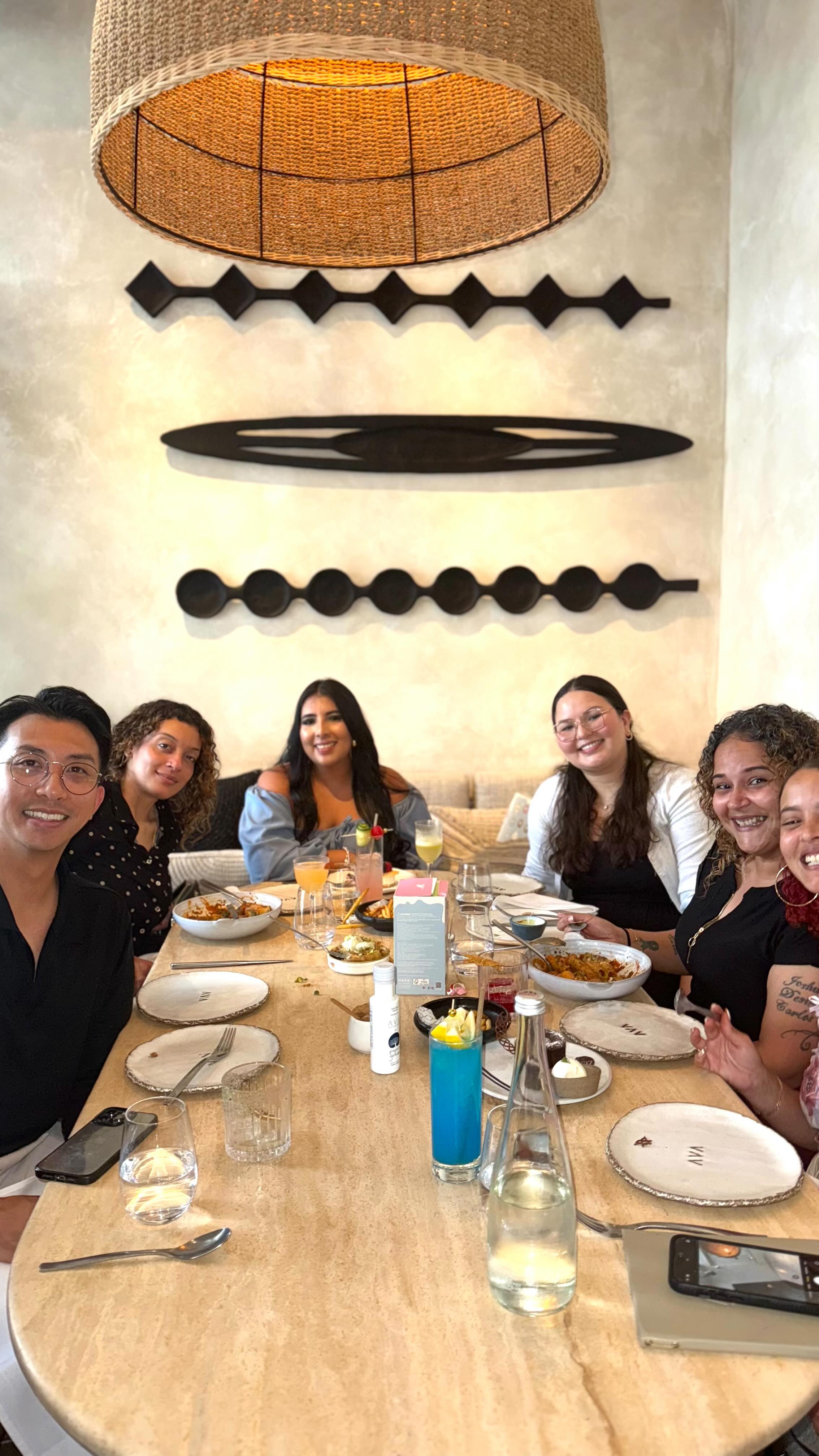 I got my team their very own labubu at our team brunch! One of us was able to get a Secret Labubu! Can you guess who got it?
#labubu #labubumonster #popmart #excitingmacaron #orlandodentist