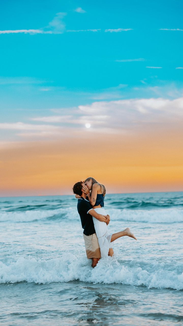 Cotton candy skies + beach vibes = pure magic tonight 🌅💗
#BeachSession #CottonCandySky #PhotographerLife #couple #fyp #wrightsvillebeach #northcarolina