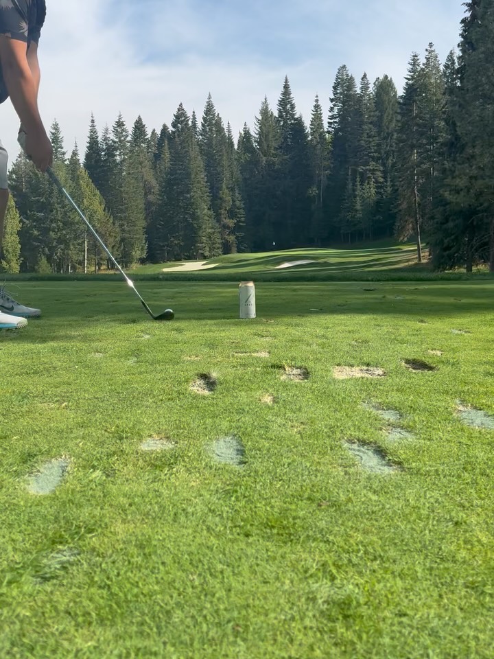 Enjoyed a couple of Apex’s while we were out playing Osprey Meadows @tamarackresort
If you haven’t played this course yet, add it to your Idaho bucket list! Some of the most scenic golf I’ve played ⛳️
Can’t wait to go back!
#golfenergy #fuelyourgame #golflife #oncoursefuel #golffitness #golfdrinks