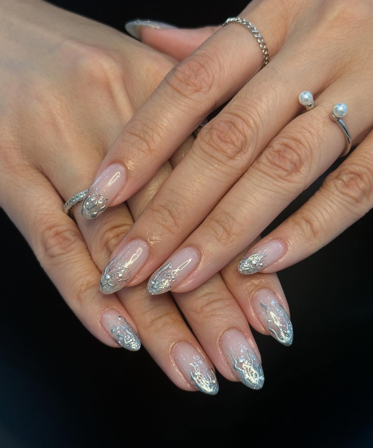 These nails said ✨main character✨🩶
🎀Nails by Tracy @aernails_tracy