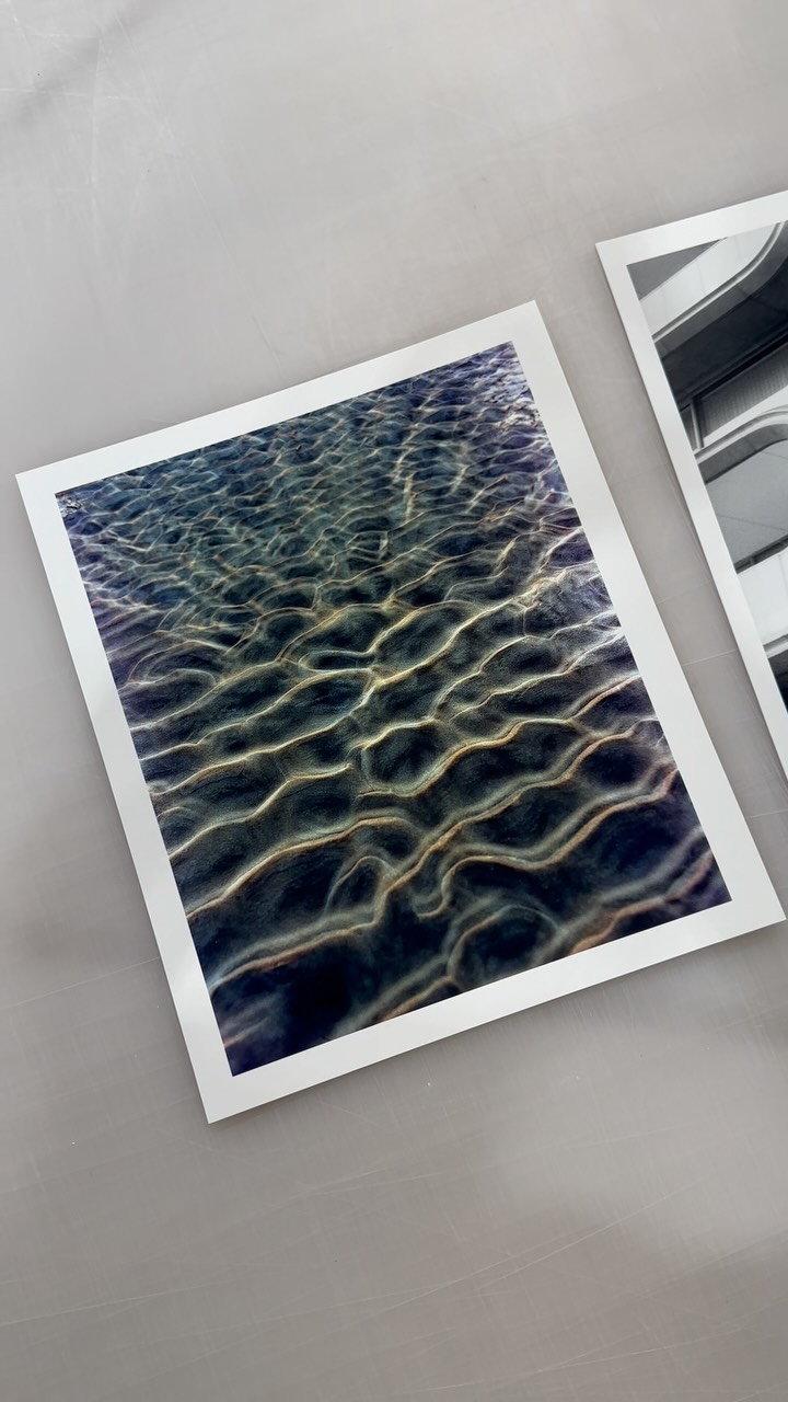 Photos hit different once they’re on paper. ❤️🔥
📸 Photographer @120l0gan
.
#photographer #skylabprinting #fineartprint #printing