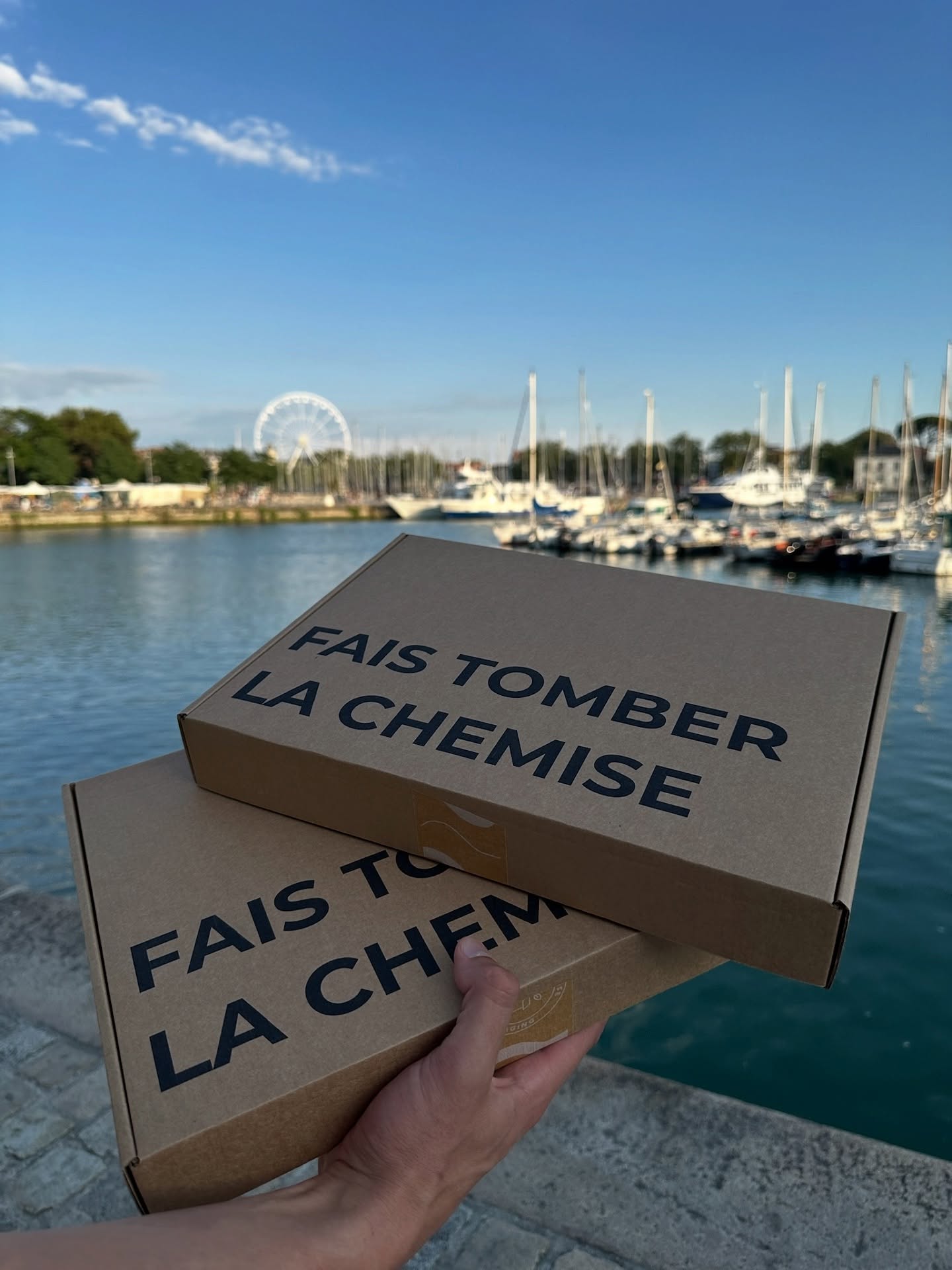 Hey, ça, ça, c’est la chemise qui fait toute la différence !
Confort, coupe parfaite et détails soignés : c’est ça, l’esprit @bleuet_lelinfrancais 👮♂️
#stylefrançais #chemisebleuet #slowfashion #ootd #bleuetlelinfrancais #fabriqueenfrance