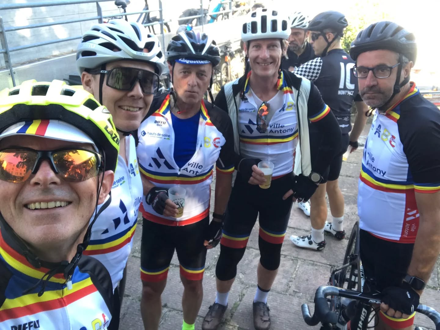 #ABCcyclos 🟦🟨🟥
Les cyclos sur le rallye cycliste organisé par le CTVS Sceaux.