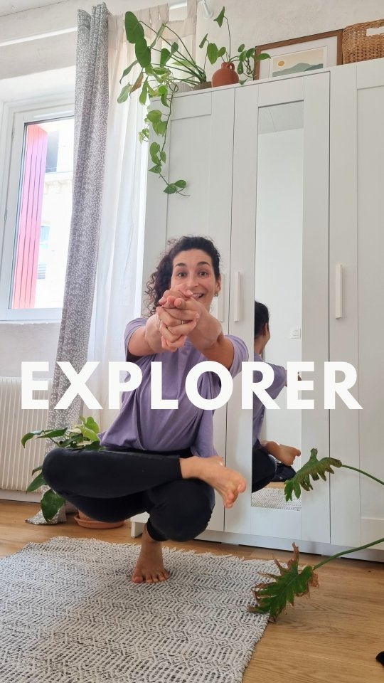 Faire de sa pratique un espace de jeux et de joie. C'est sûrement l'une des clés qui me permet de garder autant de plaisir et de régularité depuis des années.
-
Aujourd’hui je n'ai plus besoin de tapis pour border ma pratique, elle est avec moi, un peu tout le temps. Elle se confond à mon quotidien, qui est sûrement le plus challengeant pour garder cet espace de conscience.
On se retrouve pour nos cours habituels mais aussi 🫰🏻
- Expression corporelle (newww ✨️) chaque mercredi a 17h15 a @yogabaiona
- Atelier Yoga & écriture le samedi 25 octobre à @yogabaiona 16h30-18h30
- Week-end : au coeur des montagnes en Ariège du 21 au 23 mars 2026 🥹🥰 earlybird jusqu'au 15 octobre !
#retraiteyoga #rentree2025 #coursdeyoga #yogapourtous #atelierecriture #stageyoga #yoga64 #flowyoga