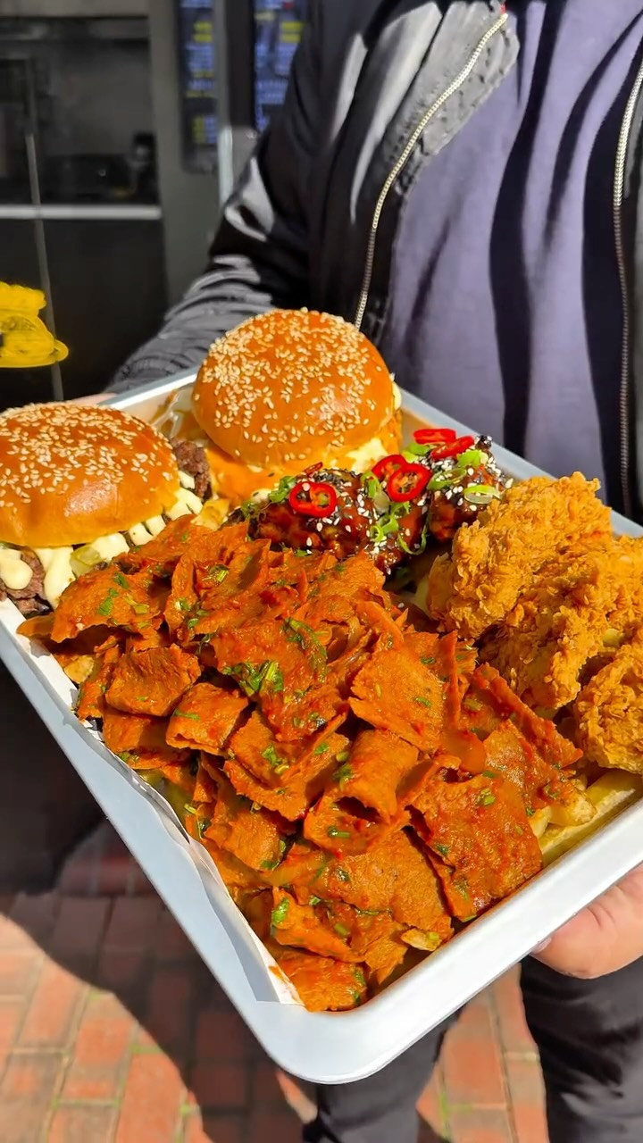Let us elevate your taste buds! 👅❤️
Burgers, Wings or Kebabs we got you!
See our saved stories for our MENU and our OPENING TIMES. 🔖
Call us on 01753923379 to make an order for collection! 📞
You can also find us on UBEREATS! JUSTEAT! DELIVEROO! 📲
Located 30 seconds walk from IVER station off the Elizabeth Line!
📍2 WELLESLEY AVENUE, IVER, SL0 9AY 🚶🏽 🚗 🚲 🏍️ 🚂
#simplydelicious #burgers #halalburgers #bobsburgers #burgersuk #iver #uxbridge #hayes #westdrayton #yiewsley #tasty #delicious #halal #halalfood #halalfoodie #foodstagram #foodblogger #brunel #bruneluniversitylondon #bruneluniversity #takeaway #doner #saucydoner #tastydoner #moza #tenders #chıckenburger #smashburger