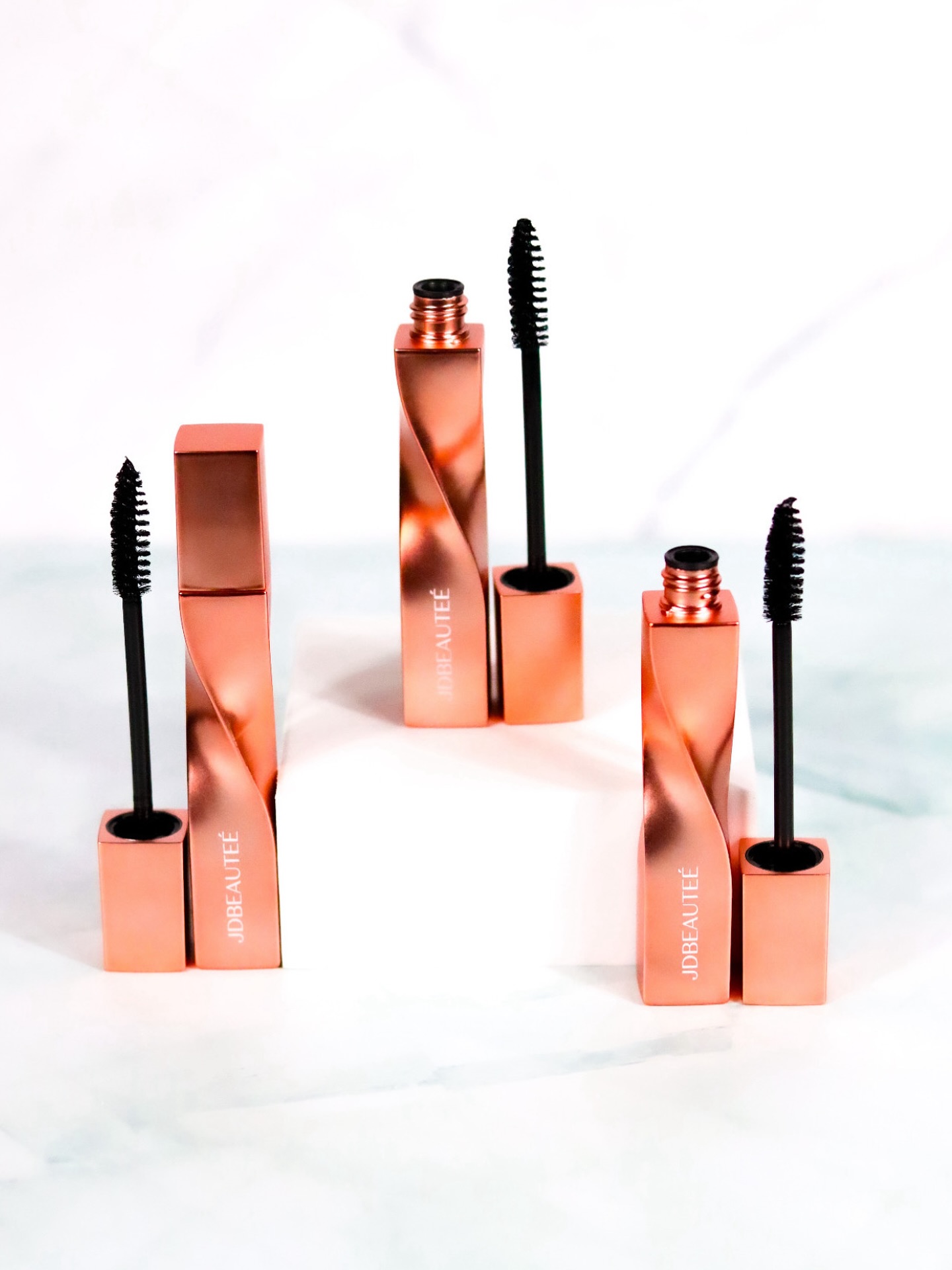 👀✨ Already obsessed, and here’s why ✨👀
Our JD Beauteé Triple Threat Mascara has been out for a minute, and babes are still raving about how it gives their lashes that natural lift without the hassle of a curler 😍.
🌸 Everyday pretty? Check.
🌸 Date-night drama? Build it up, babe.
🌸 All-day wear? You know it.
💖 If you haven’t tried it yet, this is your sign to join the JD Beauteé lash club — because your lashes deserve more than just mascara, they deserve a moment.
📲 Shop now & let your lashes live their best life.
Link in bio to shop - use code save15 for 15% off 💌
#lipglossmixingvideos #lipglossmaker #lipglossgiveaway #lipglossbasevendor
#lipglossvideo #lipglossispoppin #lipglossfilling #jdbeautee #explore #máscara #naturallash #blackmascara #mascaralover #mascarawaterproof #3dmascara