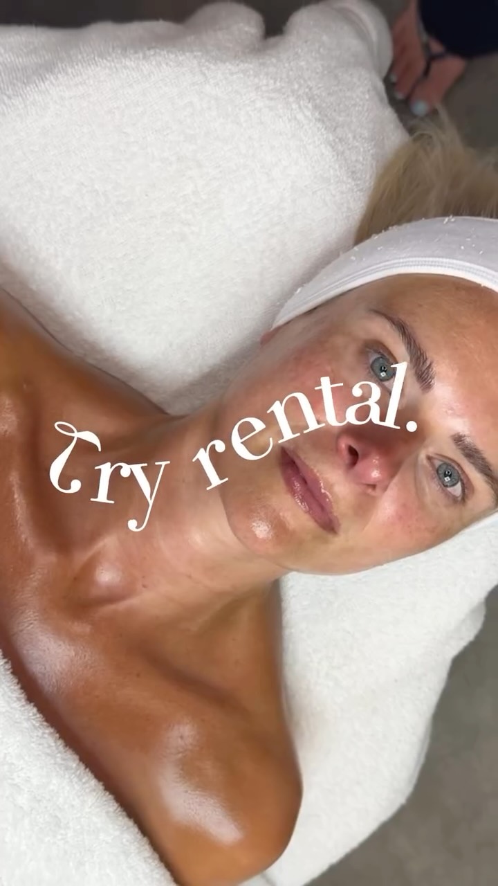 Starting from £210 a month.
Less than 1 treatment a week would cover your whole costs including machine, products and overheads.
10 treatments a week = over £2500 profit a month.
That’s 30k a year. Not bad for a part time job👌✨