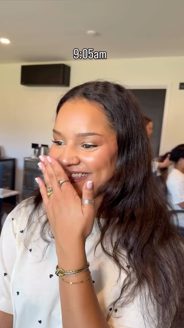 Lynne and her beautiful bridal party 🤍 I LOVE a bridal party who are up for tiktoks and all the content!! This was actually their idea and how fabulous do they all look in their glowing glams and of course makeup free!!!! Skin care goals😍😍
A little time stamp included to give an insight into how my timings run per makeup!! I must say I was feeling a little speedy on this particular morning 😎
I truly love how makeup can transform your confidence in an instant!! It was a dream glamming these beautiful girlies✨ Who all opted for my classic natural soft glam. A weightless makeup that means skin still looks like skin, enhancing your eyes so they pop✨ providing an element of glam and of course a subtle glow for radiance ✨
More to come from this wedding morning and there’s simply one word to describe Lynnes whole look, vibe and aesthetic and that is ICONIC!!! ✨✨✨
The most beautiful venue where I am so honoured to be a recommended supplier @chapelhouseestate working along side my faveeee and also fellow recommended supplier @luxe_hair_makeup 🤍🤍 #dreamteam❤️
Let me know if you want more of this kind of content/reels!! 🥰 Trying to be on my A game!! 🫶🏻