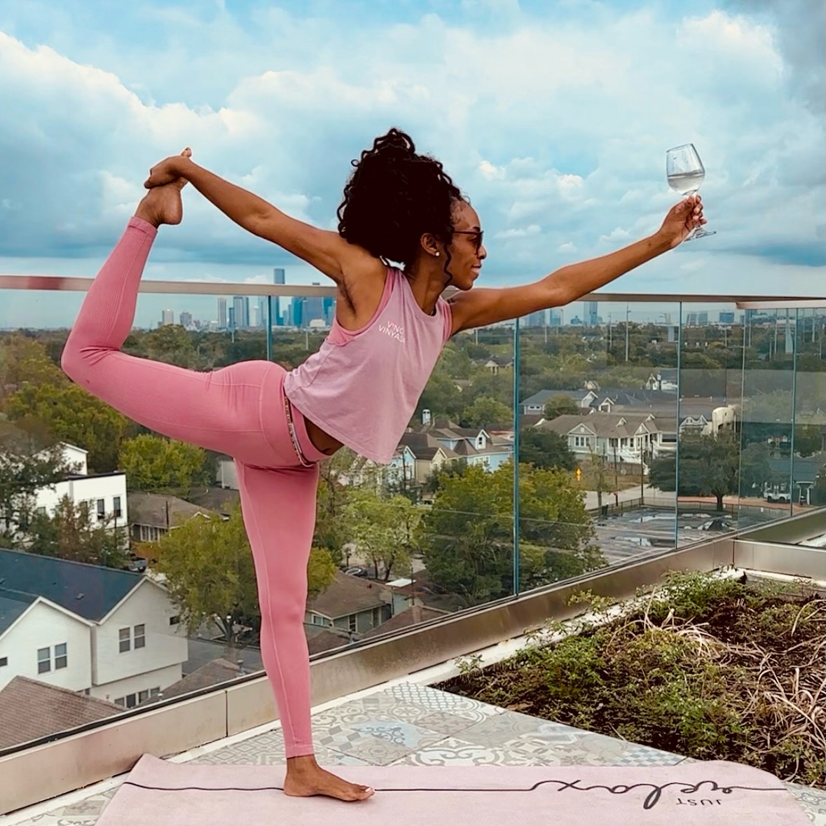 Austin, join us for a rooftop flow at @otopiarooftop this Saturday, 9/13 at 10am!
All students will receive a gift card for a free appetizer at Otopia Rooftop or Acre 41 after class. 🧘🏽♀️🥂🏙️
The Vino Vinyasa experience brings together vinyasa-based yoga and fun wine facts through creative yoga poses. Each all-level educational yoga class ends with a comparative wine tasting of two wines, inviting you to mindfully taste what’s in your glass while applying what you learned through the poses.
The Michelin Guide recommended The Otis Hotel as the best hotel near UT Austin, so come check it out! Link in bio.