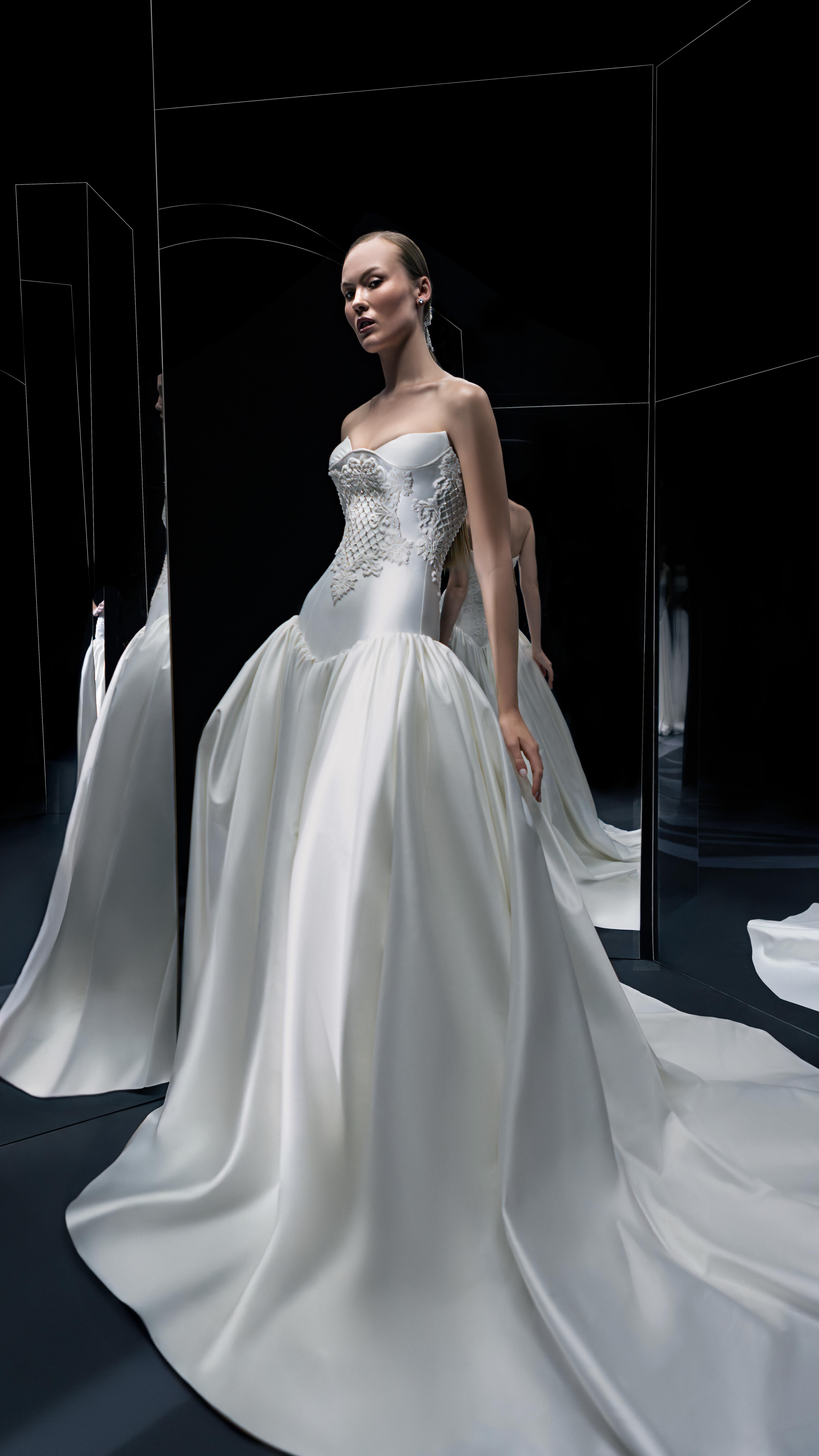 A symphony of structure and grace — where sculpted corsetry meets flowing volume. ✨
#BridalElegance #LuxuryBridal