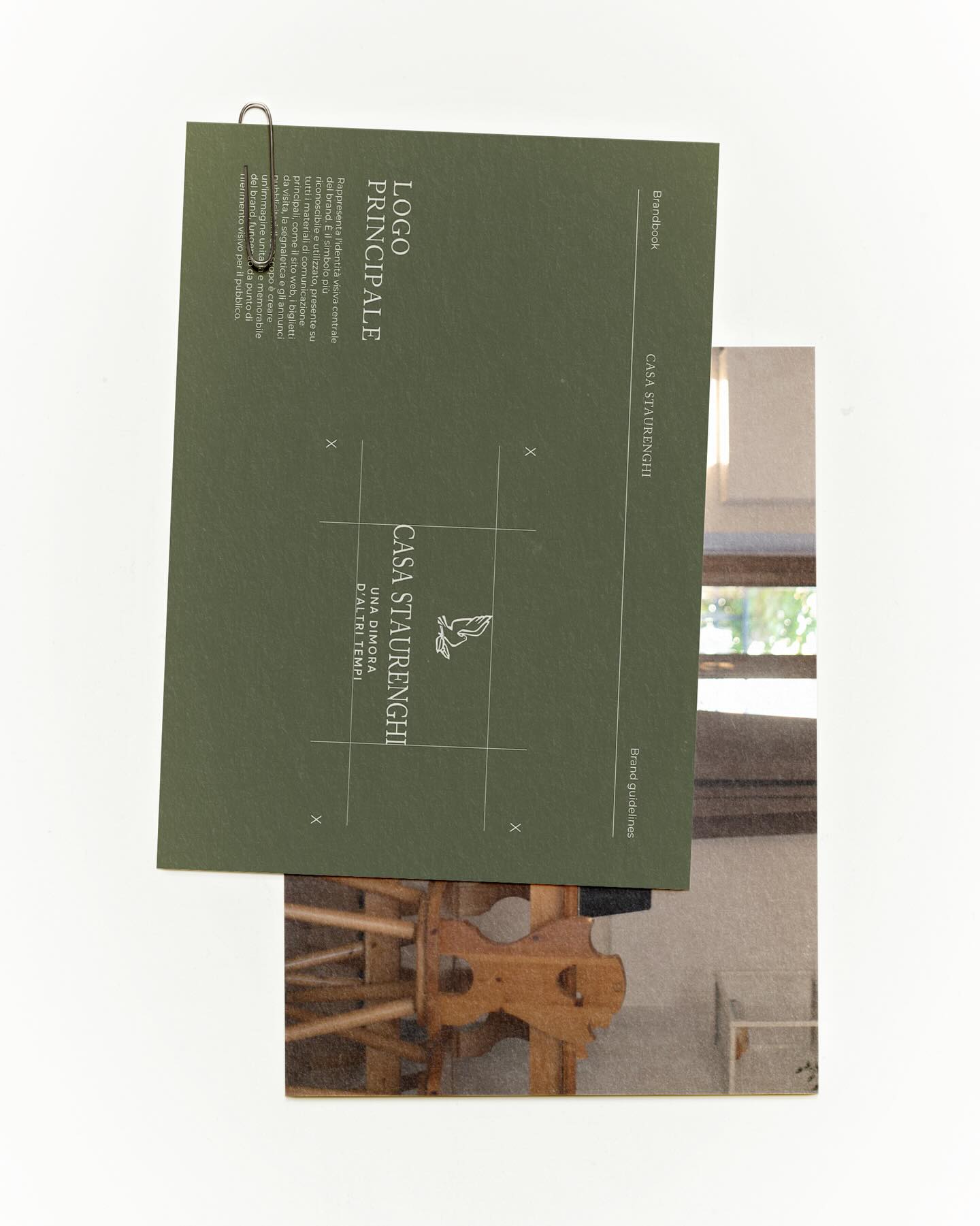 Un nuovo capitolo per una storia antica. Insieme a Casa Staurenghi abbiamo curato il progetto di re-branding, riportando alla luce lo stemma storico del 1709.
Un’identità visiva che racconta l’essenza della casa: un rifugio autentico, dove la storia incontra oggi nuove esperienze di ospitalità, con appartamenti per turisti 🕊️
👉🏼 Se il tuo obiettivo per il 2026 è iniziare a lavorare al tuo sogno nel cassetto, iniziamo a progettare la tua immagine coordinata — scopri di più al link in bio!
______
client: @casastaurenghi
design: @beigecommunicationlab
#beigecommunicationlab #communicationdesign #branding #brandyourbusiness #immaginecoordinata #logo