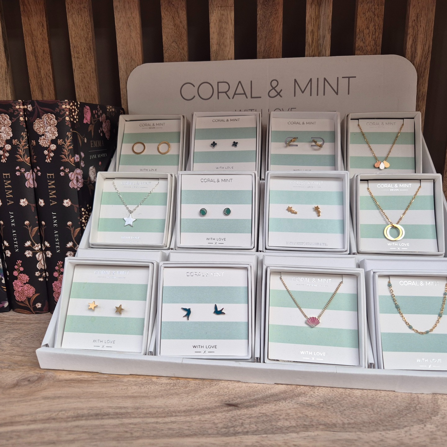 We have some lovely new stock in store from the beautiful Devon-based jewellery company @coral.and.mint
Delicate, timeless, and perfect for gifting, each piece comes packaged in a pretty gift box – ready to treat yourself or someone special!
#NewInStore #coralandmint #DevonDesign #GiftIdeas #shoplocal #perfectpresent