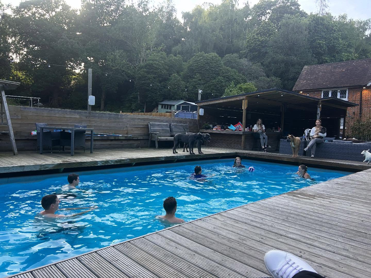 Team having some well deserved time to relax together today in our beautiful grounds here at DDC! 🩷🩷🩷