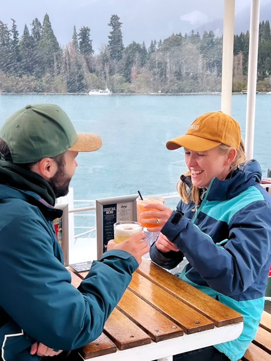 ❄️ Snow Machine is here, and we’re shaking things up with two epic specials 🍸
✨ Snow Marg’chine – a snowy twist on a classic
✨ CC & Après Ski – smooth, spiced, and perfect post piste
Whether it’s the first cheers of the evening or the last laugh of the day, share it with that special someone on our boat ⛵️