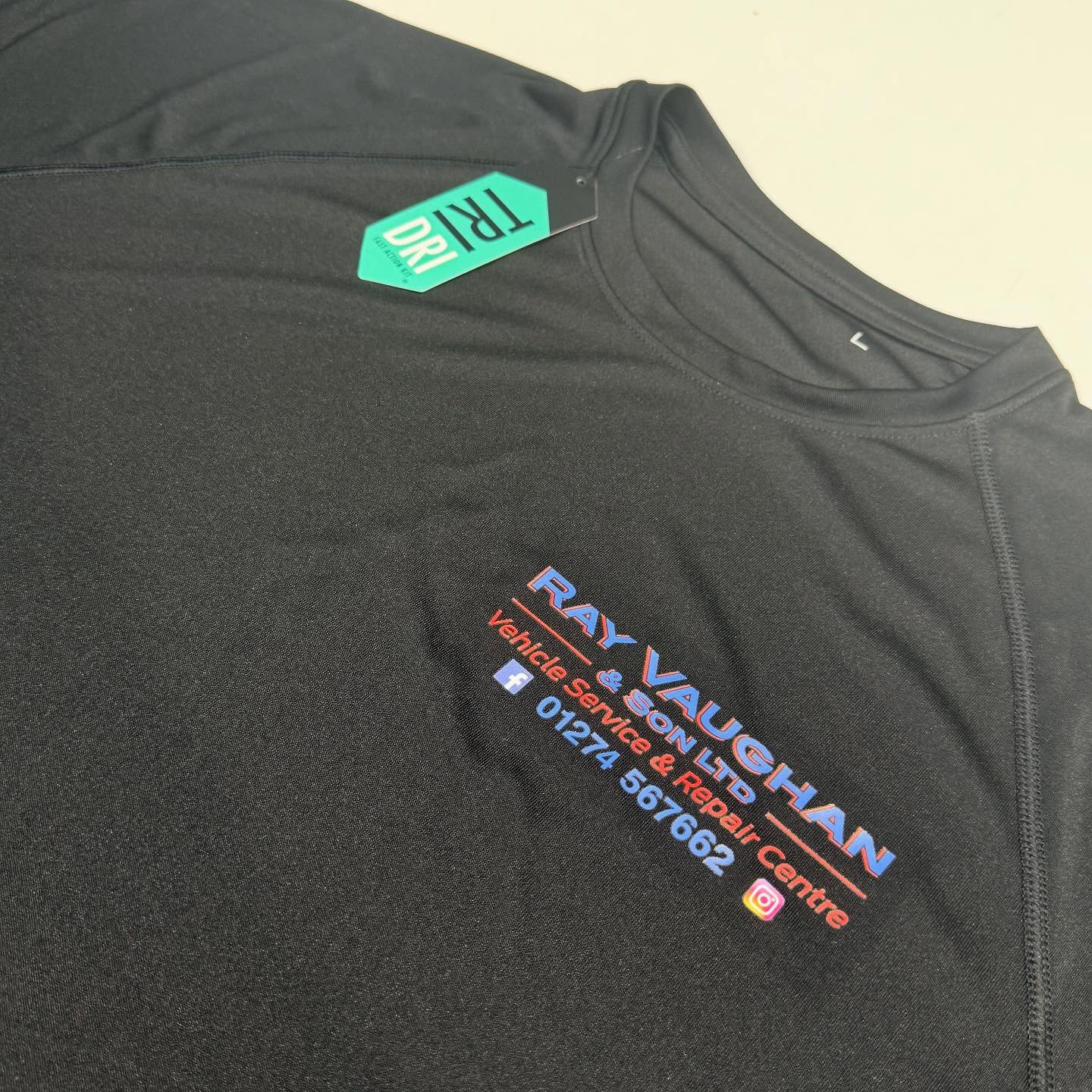 Some DTF and embroidery for Ray Vaughan
.
.
#autumn #winter #tridri #1/2zip #clothing #sweatshirts #clothing #printers #decorators #silkscreen #screenprinting #ink #colour #print #embroidery #directtofilm #directtogarment #product #garment #tshirt #hoodies #screenprintinglife #vinyl #workwear