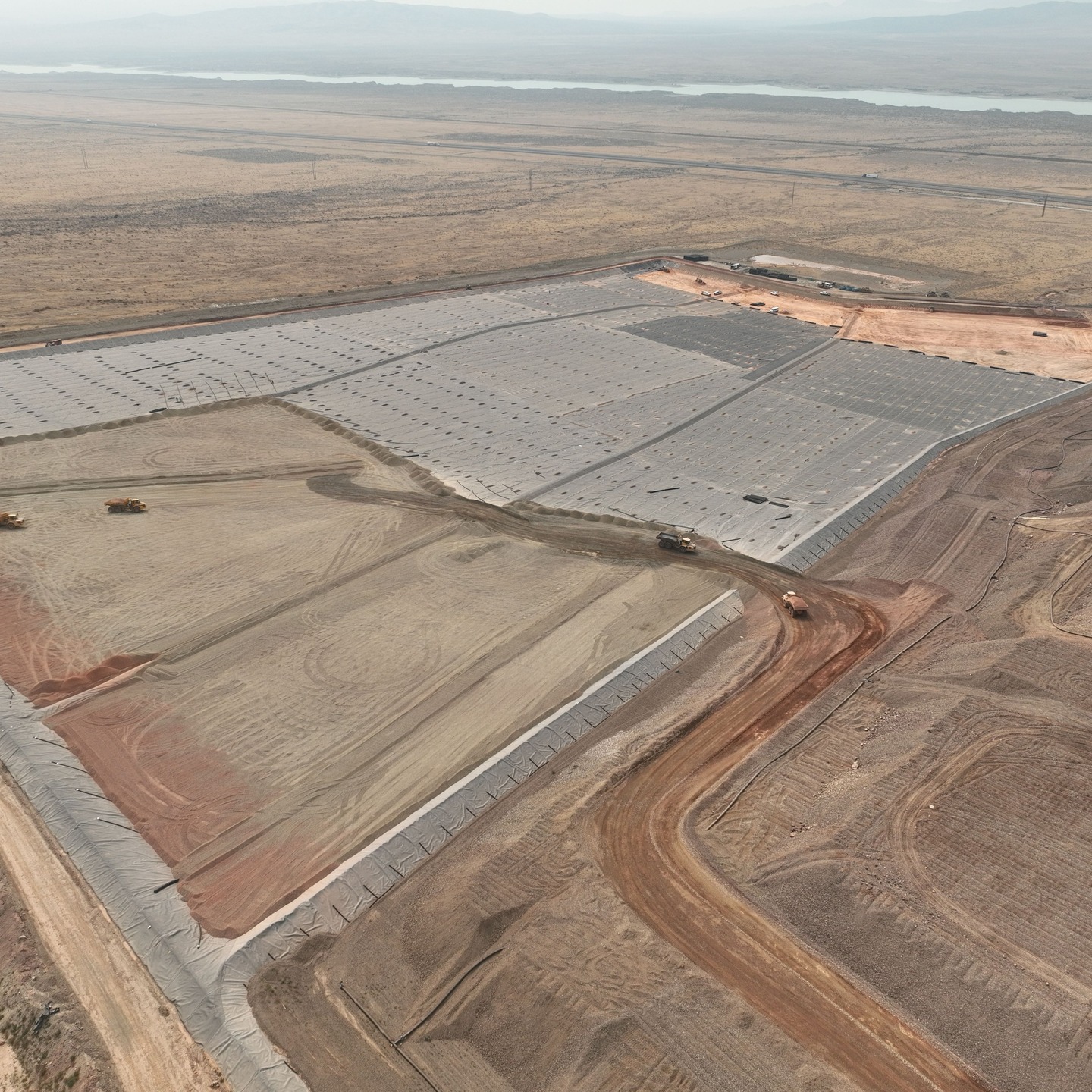 As we wrap up two projects, we’re rolling right into two more. No slowdowns here, just progress stacked on progress.
#ConstructionLife #MiningIndustry #CivilConstruction #HeavyEquipment #ProjectCompletion #SiteDevelopment