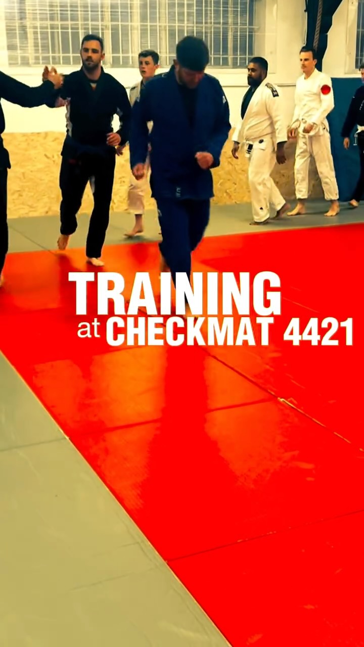 An insight into a session at Checkmat 4421 lead by @matthewdignum #bjj #checkmatbjj #ibjjf #fighting #bjjlifestyle #oss #trainingmotivation #training #bjjtraining